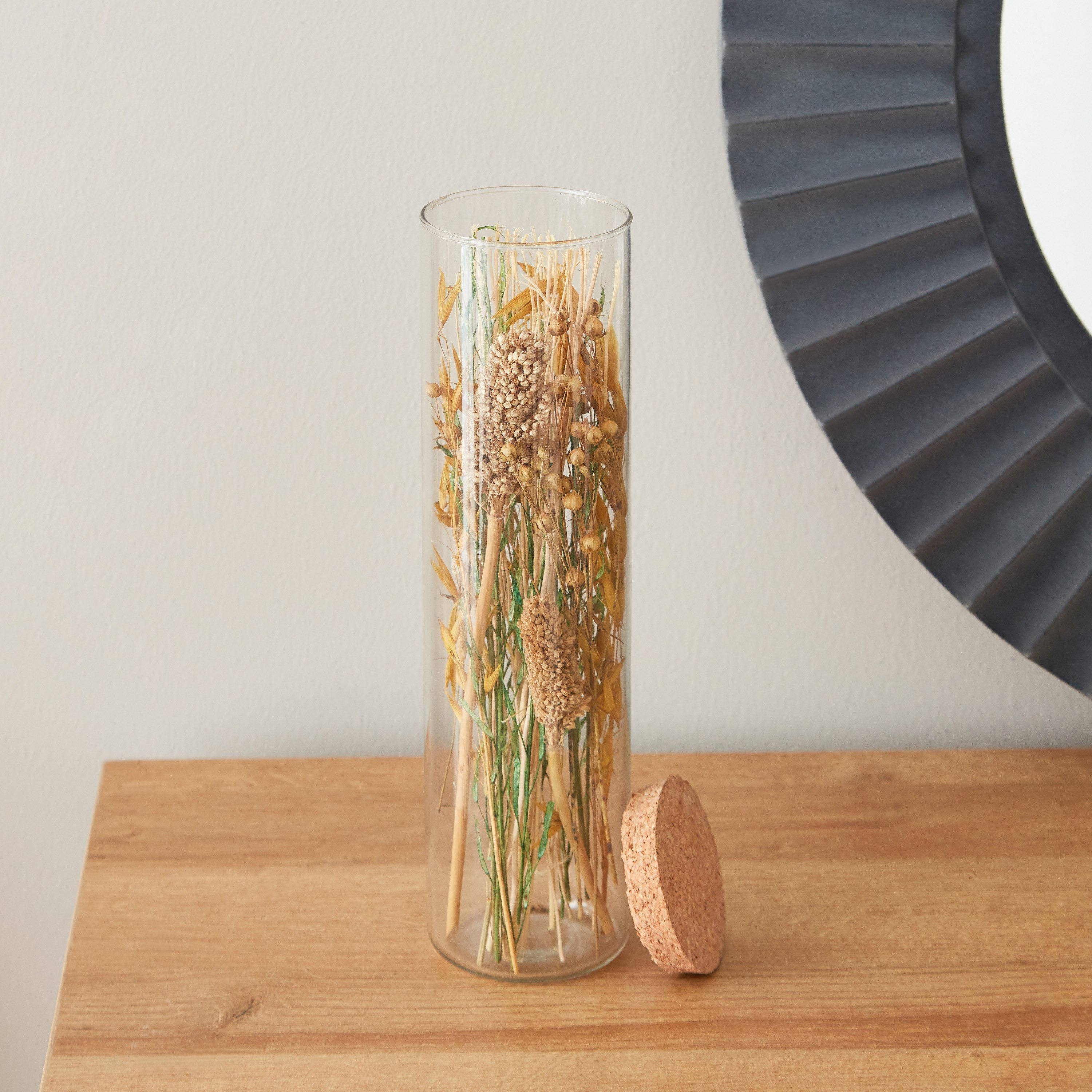 باقة أزهار مجففة في أنبوب زجاجي من أروين - 7.5x29 سم-hbxdecorandfurnishings-homeaccessories-artificialflowersandplants-image-2