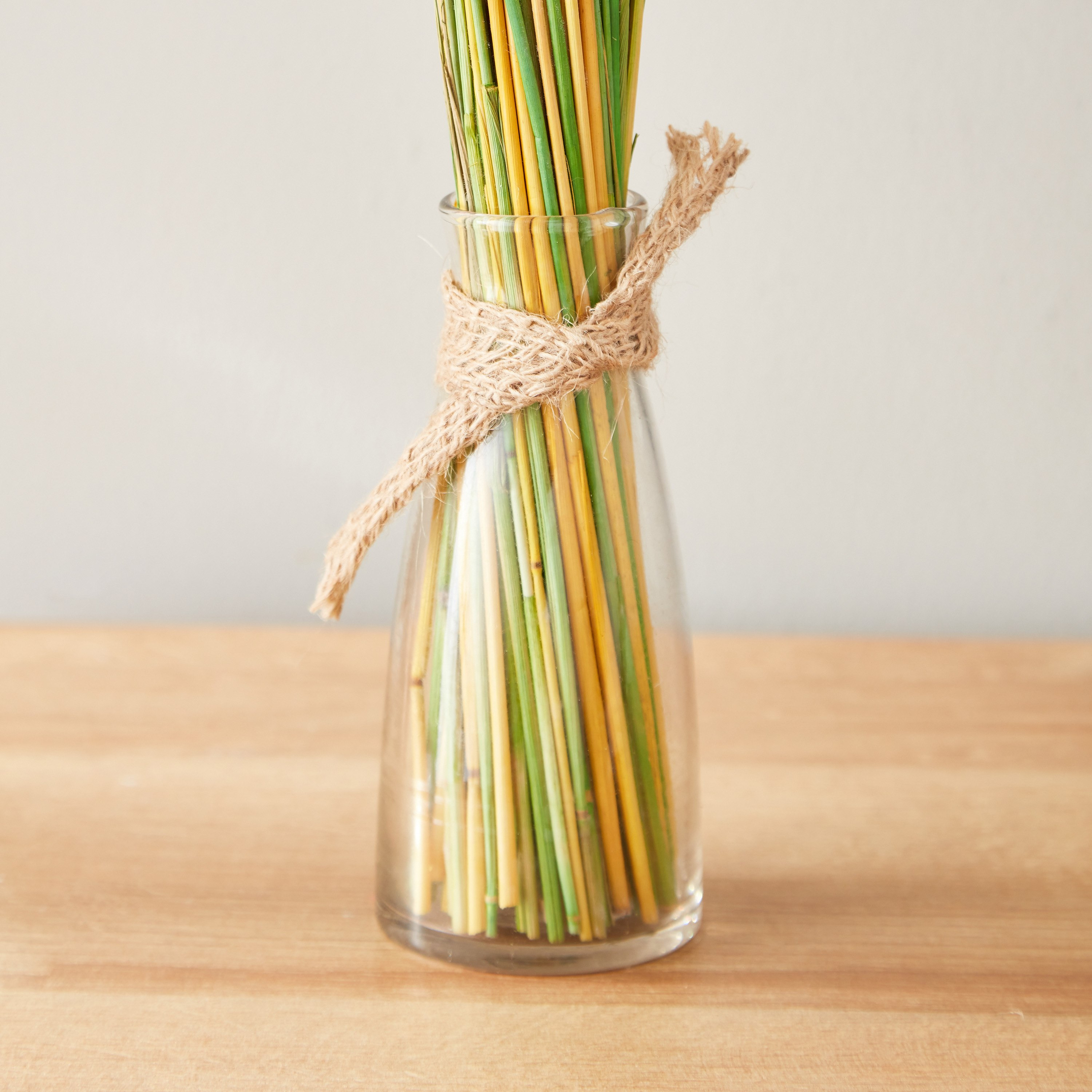 عشب القمح داخل مزهرية زجاج من أروين - 40 سم-hbxdecorandfurnishings-homeaccessories-artificialflowersandplants-image-3