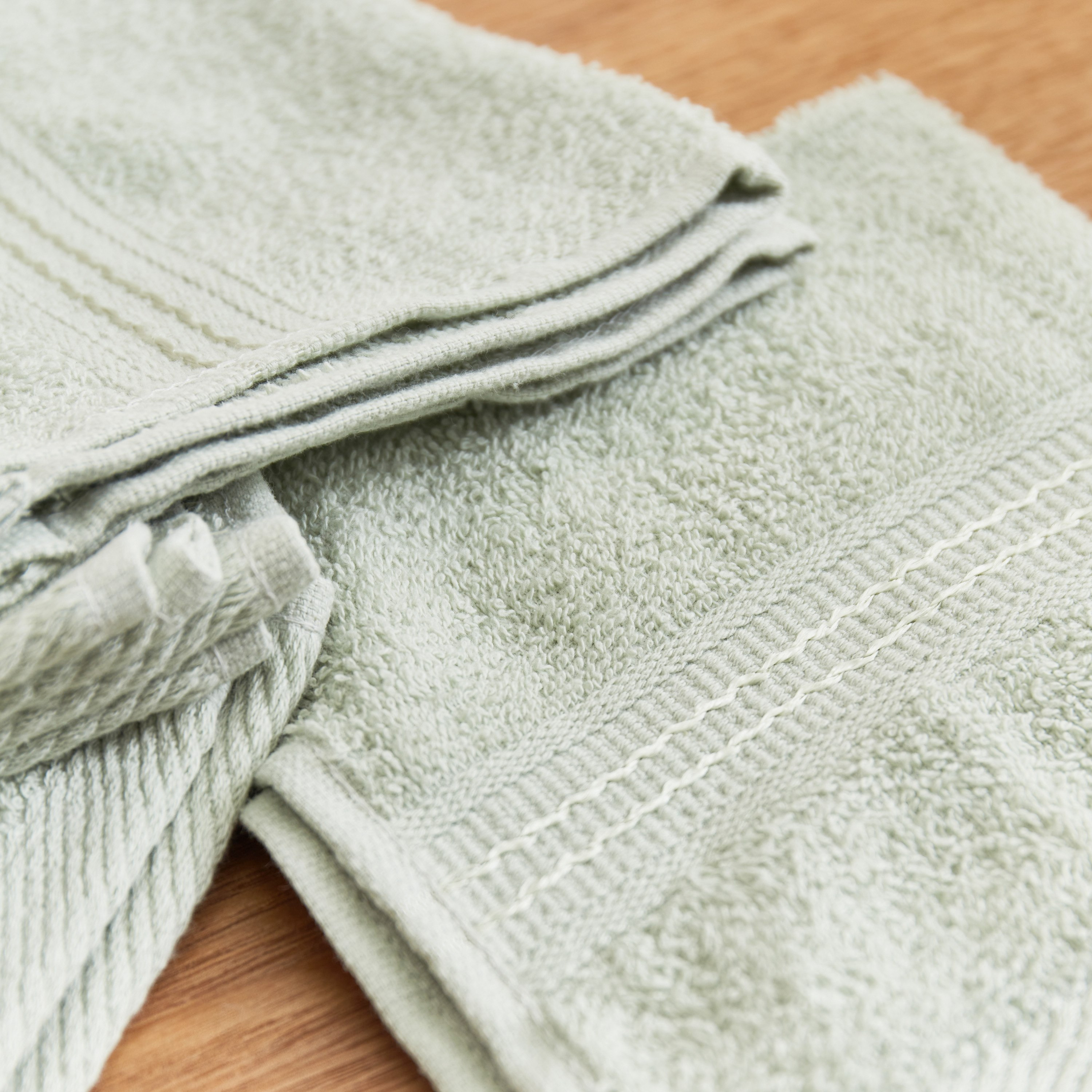 طقم مناشف وجه 4 قطع من إسنشيال - 30x30 سم-hbxbathroom-bathroomtextiles-image-3