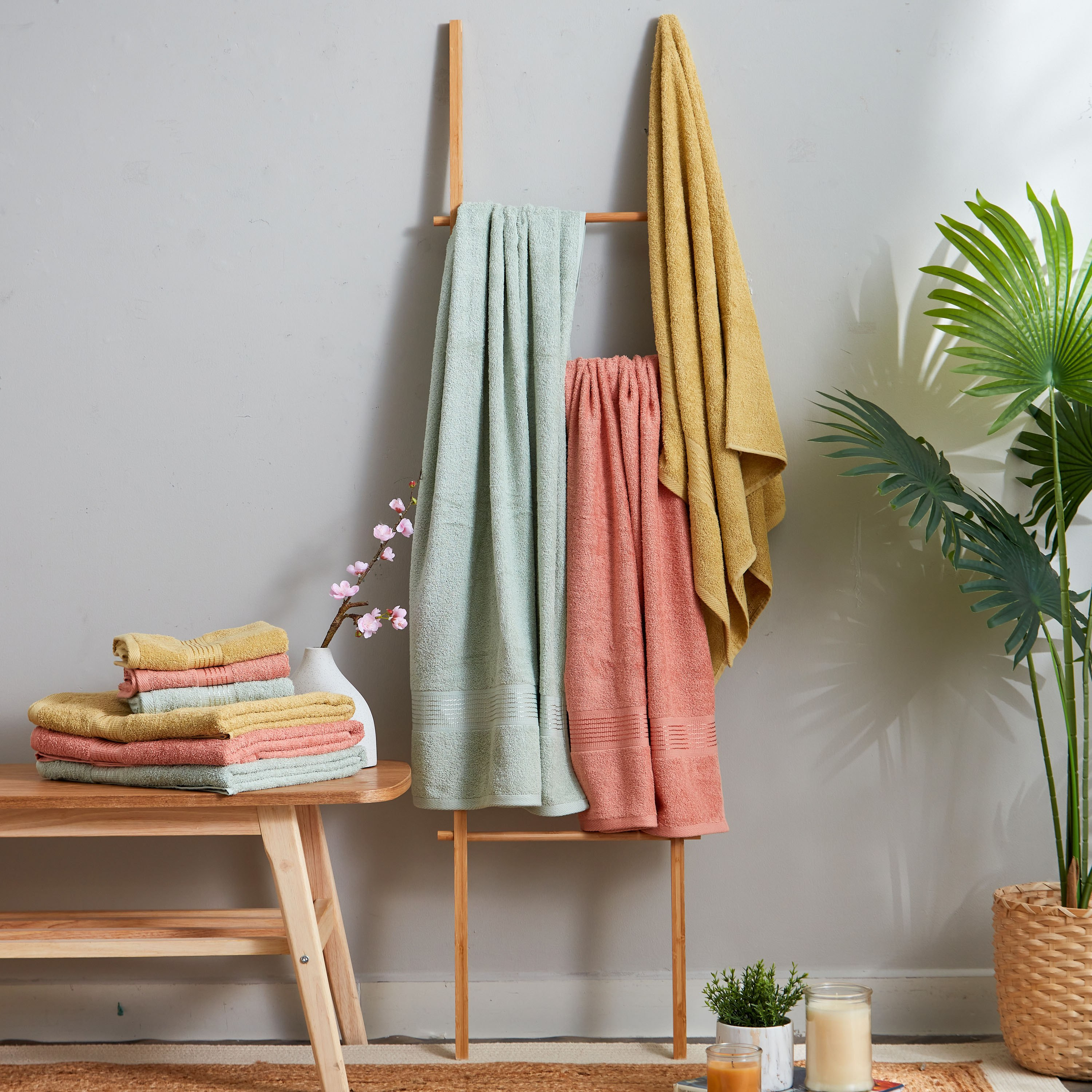 منشفة حمّام ممشطة من إسنشيال - 90x150 سم-hbxbathroom-bathroomtextiles-image-4
