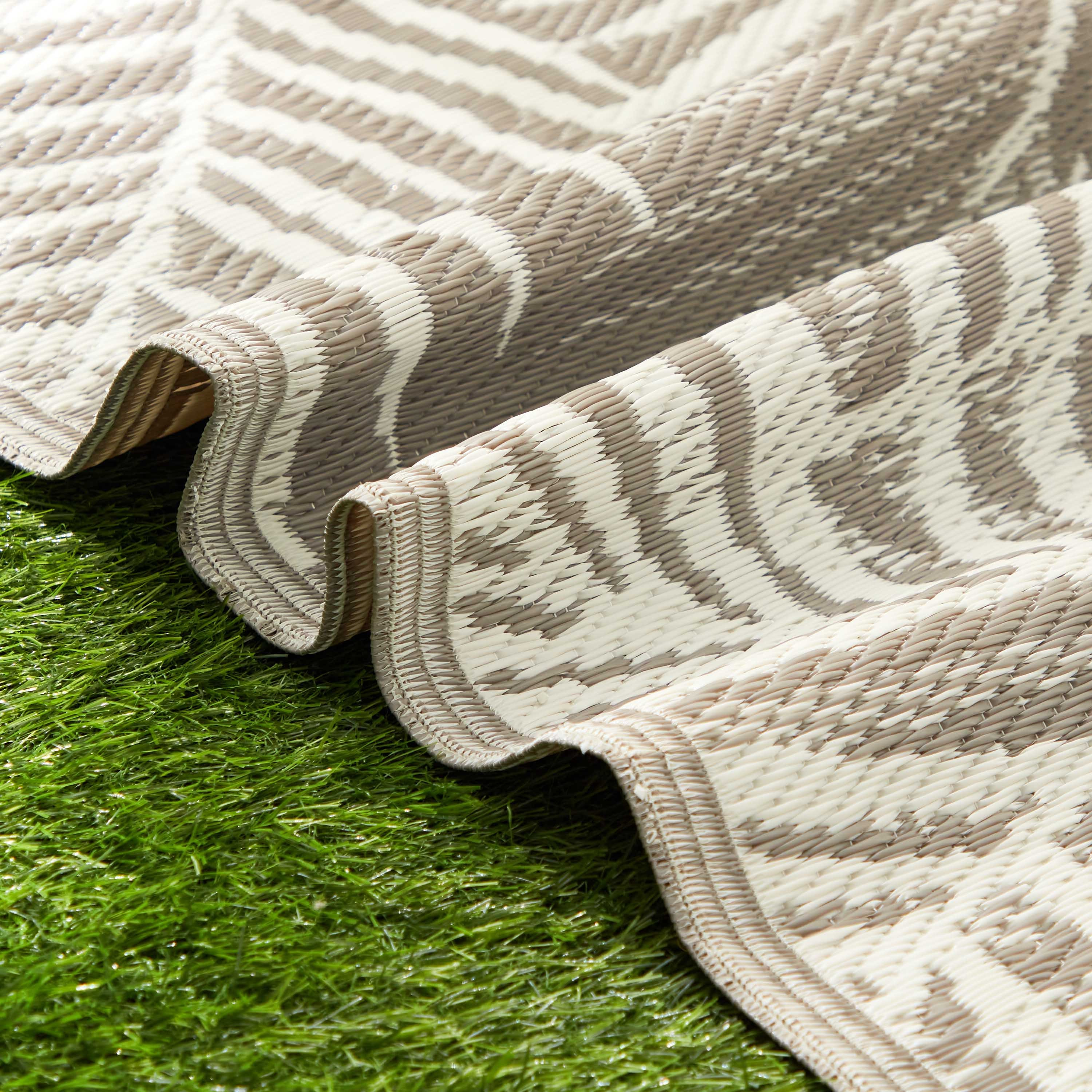 سجادة للمساحات الداخلية والخارجية بطبعات من أرلو - 120x180 سم-hbxdecorandfurnishings-floorcoverings-rugs-image-2