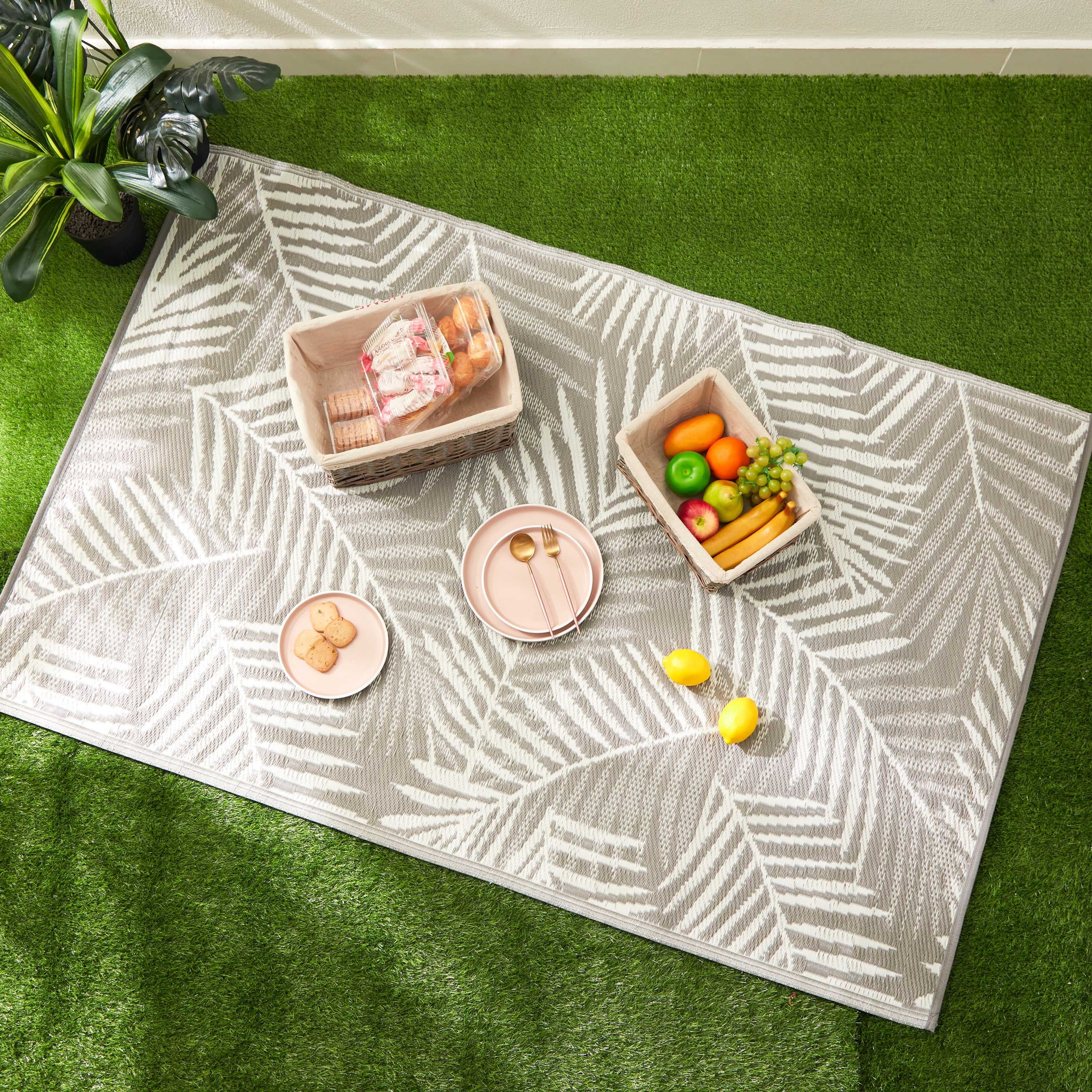 سجادة للمساحات الداخلية والخارجية بطبعات من أرلو - 120x180 سم-hbxdecorandfurnishings-floorcoverings-rugs-image-4