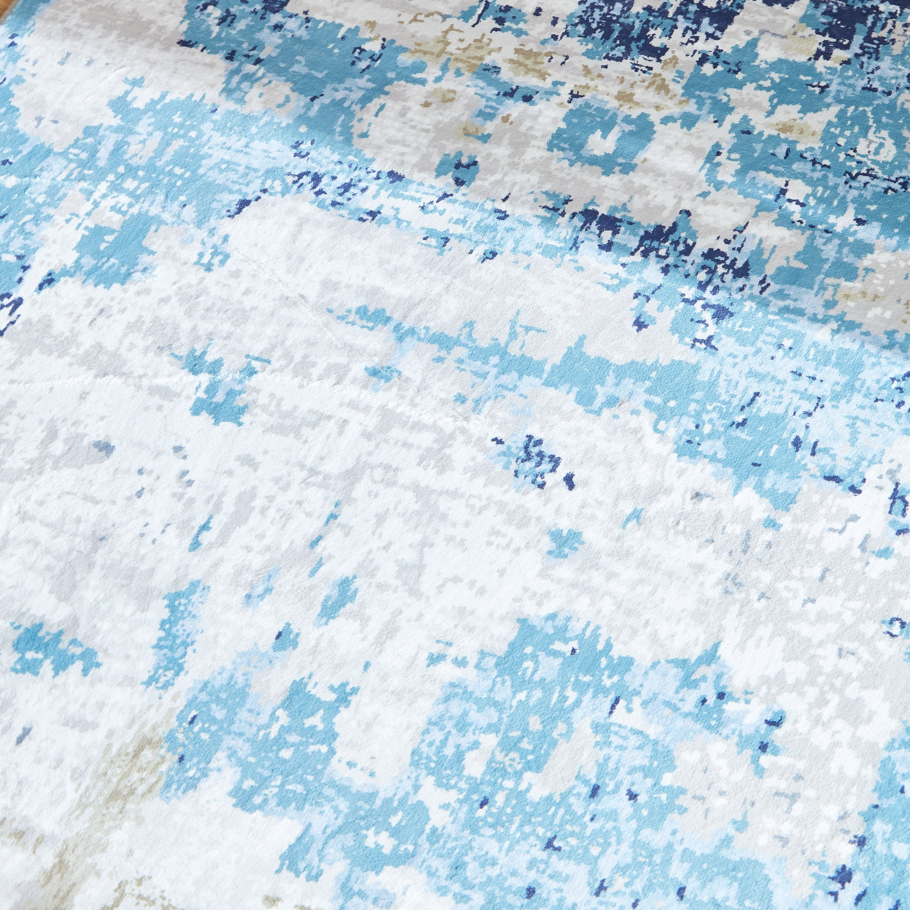Miraj Alia Velvet Rug - 80x150 cm-hbxdecorandfurnishings-floorcoverings-rugs-image-3