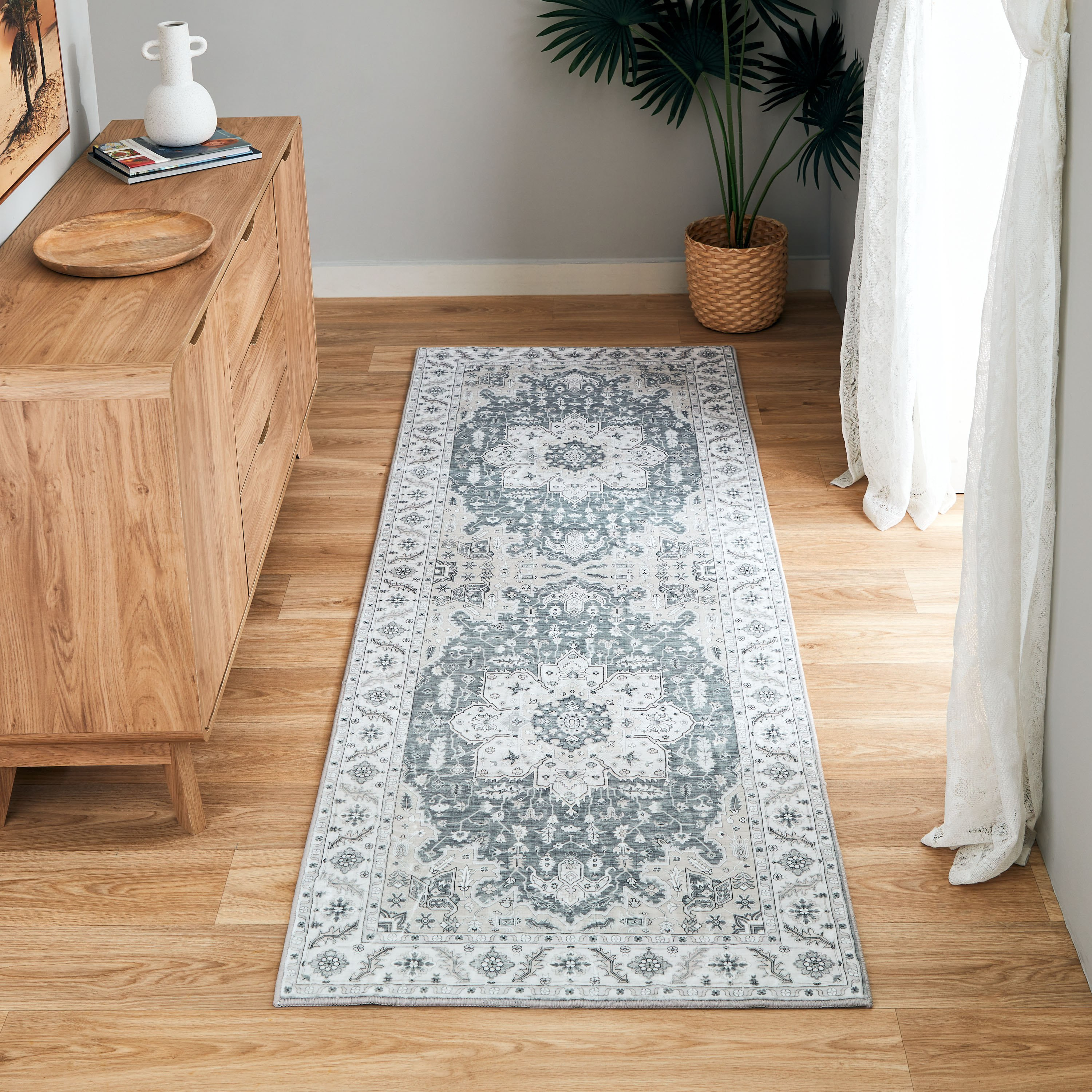 سجادة مخملية من ميراج زوران - 80x230 سم-hbxdecorandfurnishings-floorcoverings-rugs-image-1