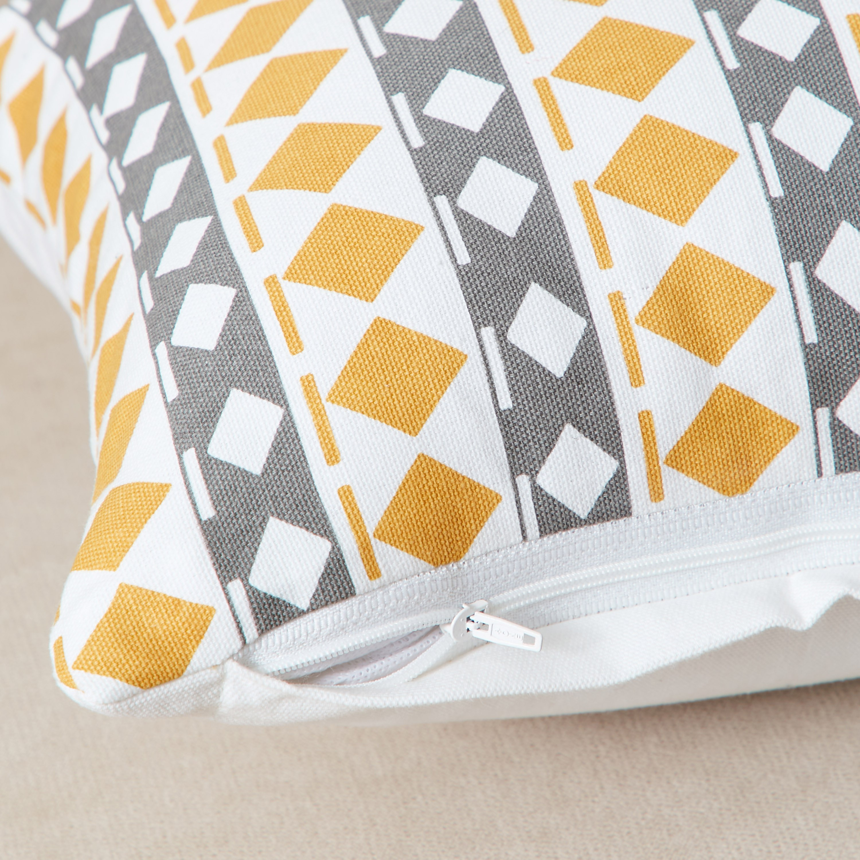 Nova Muted Kilim Printed Cushion Cover - 30x50 cm-hbxhomeware-cushionsandcovers-cushioncovers-image-3