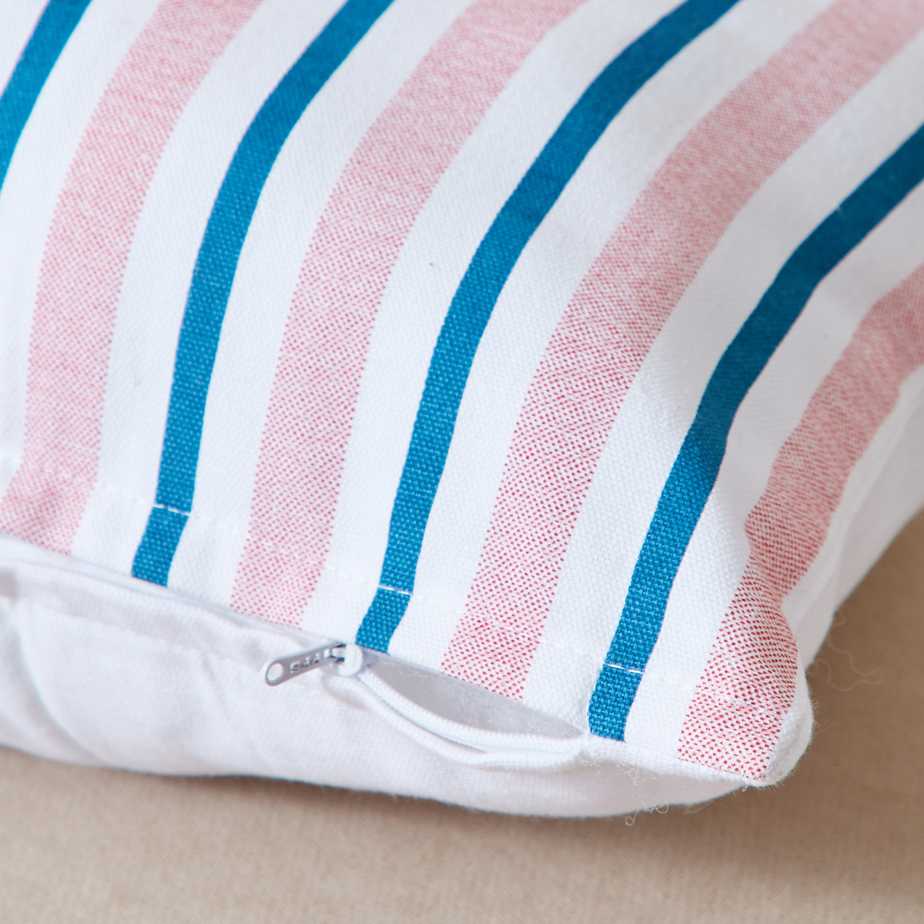 غطاء وسادة مخطط بطبعات من نوفا - 30x50 سم-hbxhomeware-cushionsandcovers-cushioncovers-image-3