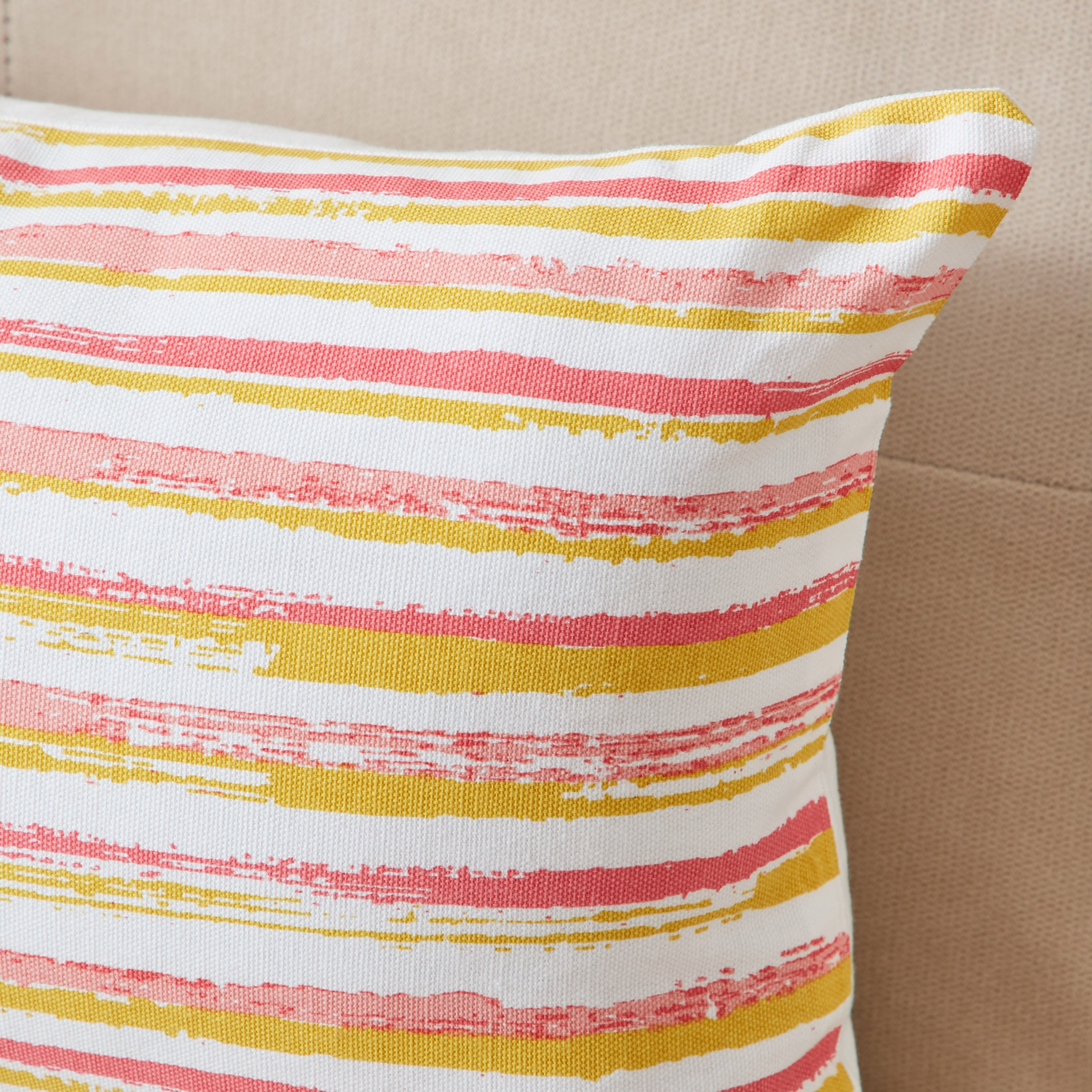 غطاء وساة مخطط من نوفا - 30x50 سم-hbxhomeware-cushionsandcovers-cushioncovers-image-2
