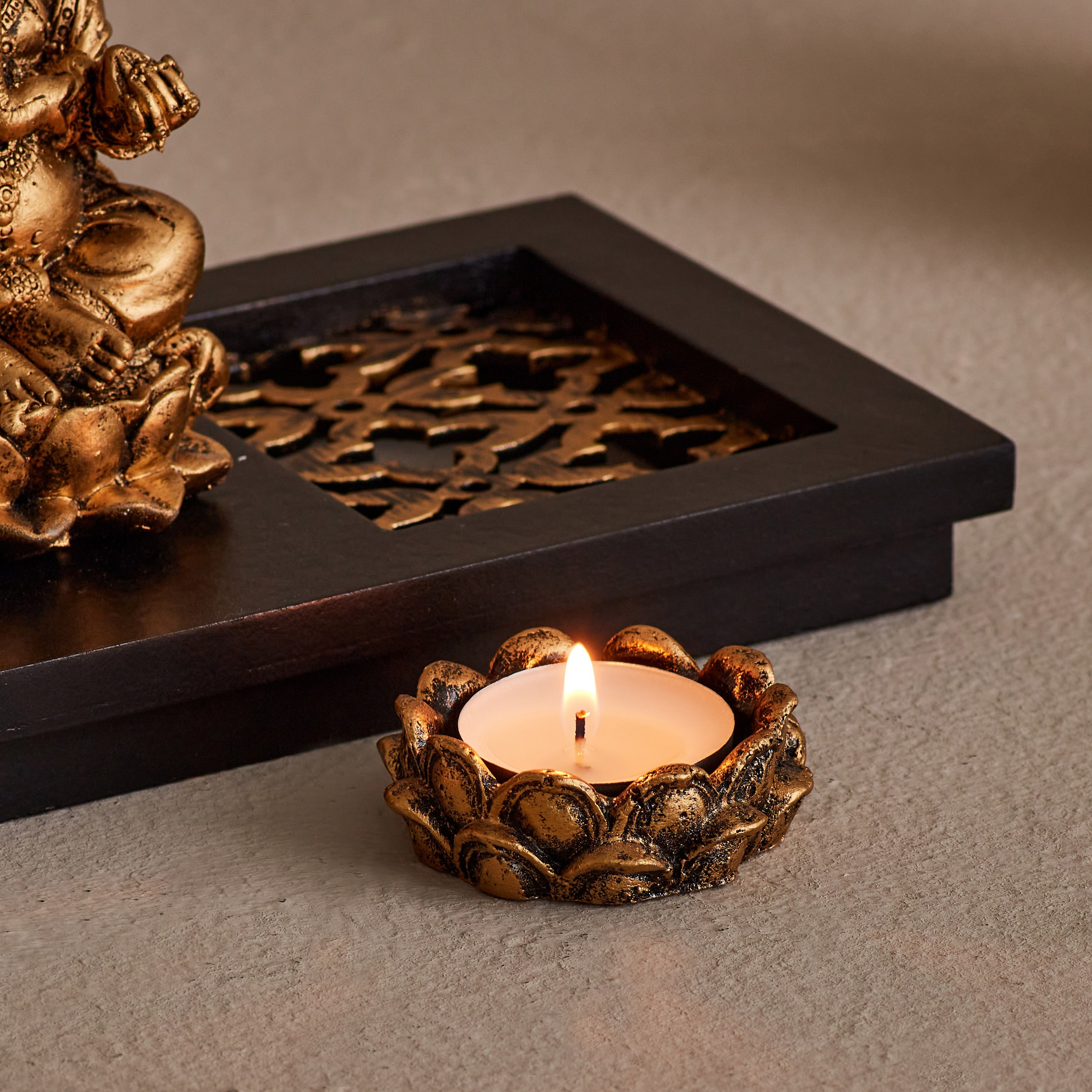حامل شموع صغيرة وصينية وتمثال جانيشا من زوها-hbxhomeware-homedecor-figurinesandornaments-image-5