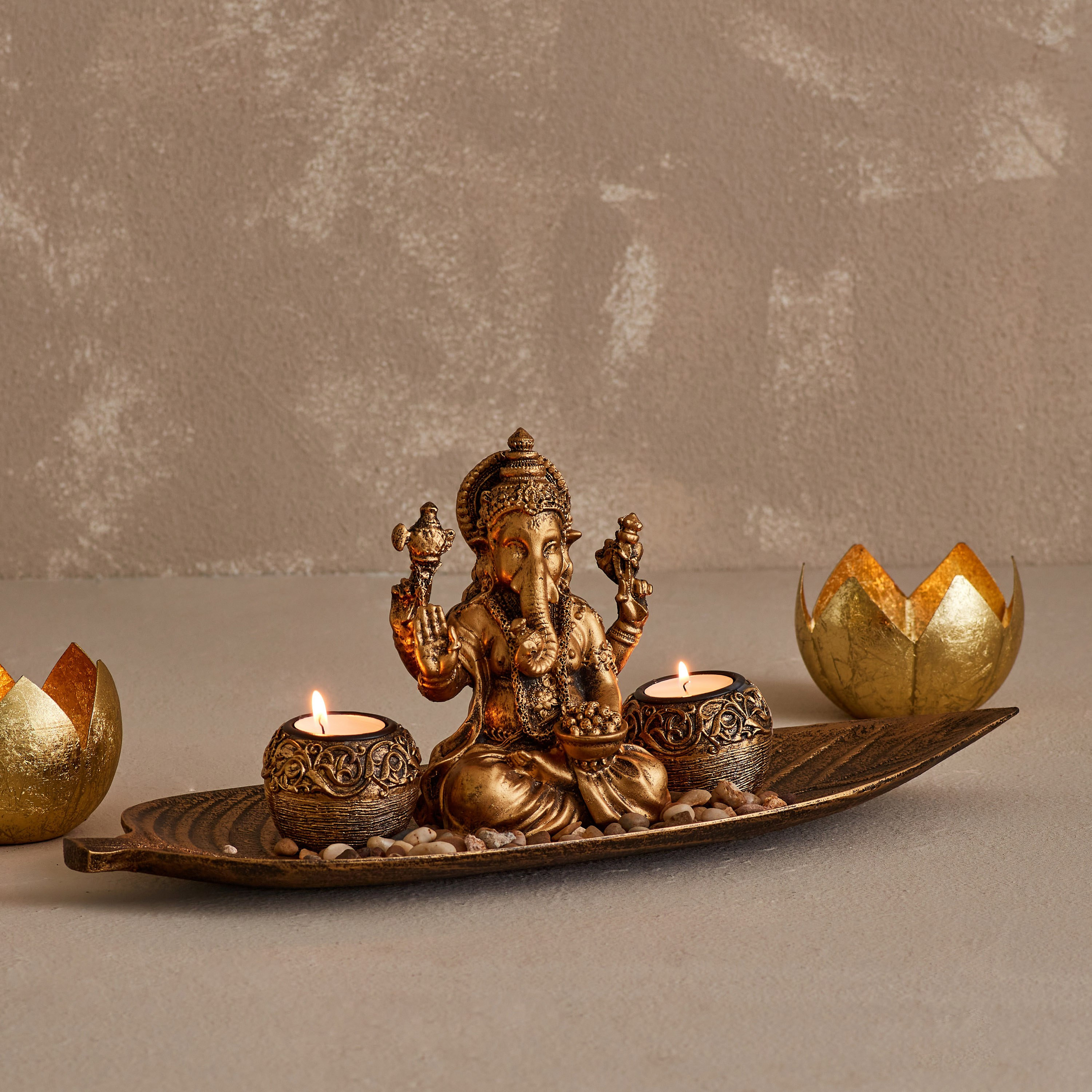 حامل شموع صغيرة وصينية بتصميم ورقة شجر من زوها-hbxhomeware-homedecor-figurinesandornaments-image-2