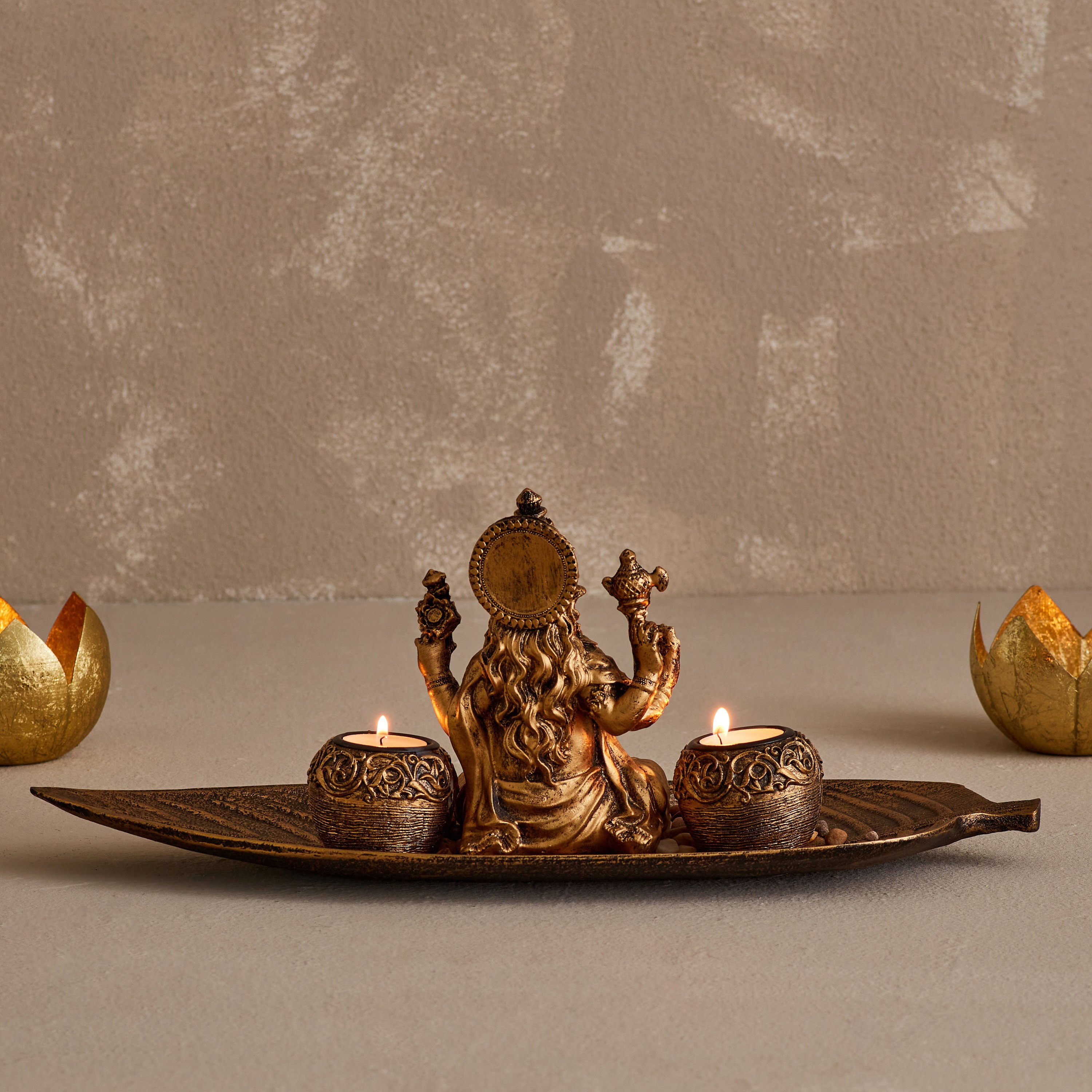 حامل شموع صغيرة وصينية بتصميم ورقة شجر من زوها-hbxhomeware-homedecor-figurinesandornaments-image-3