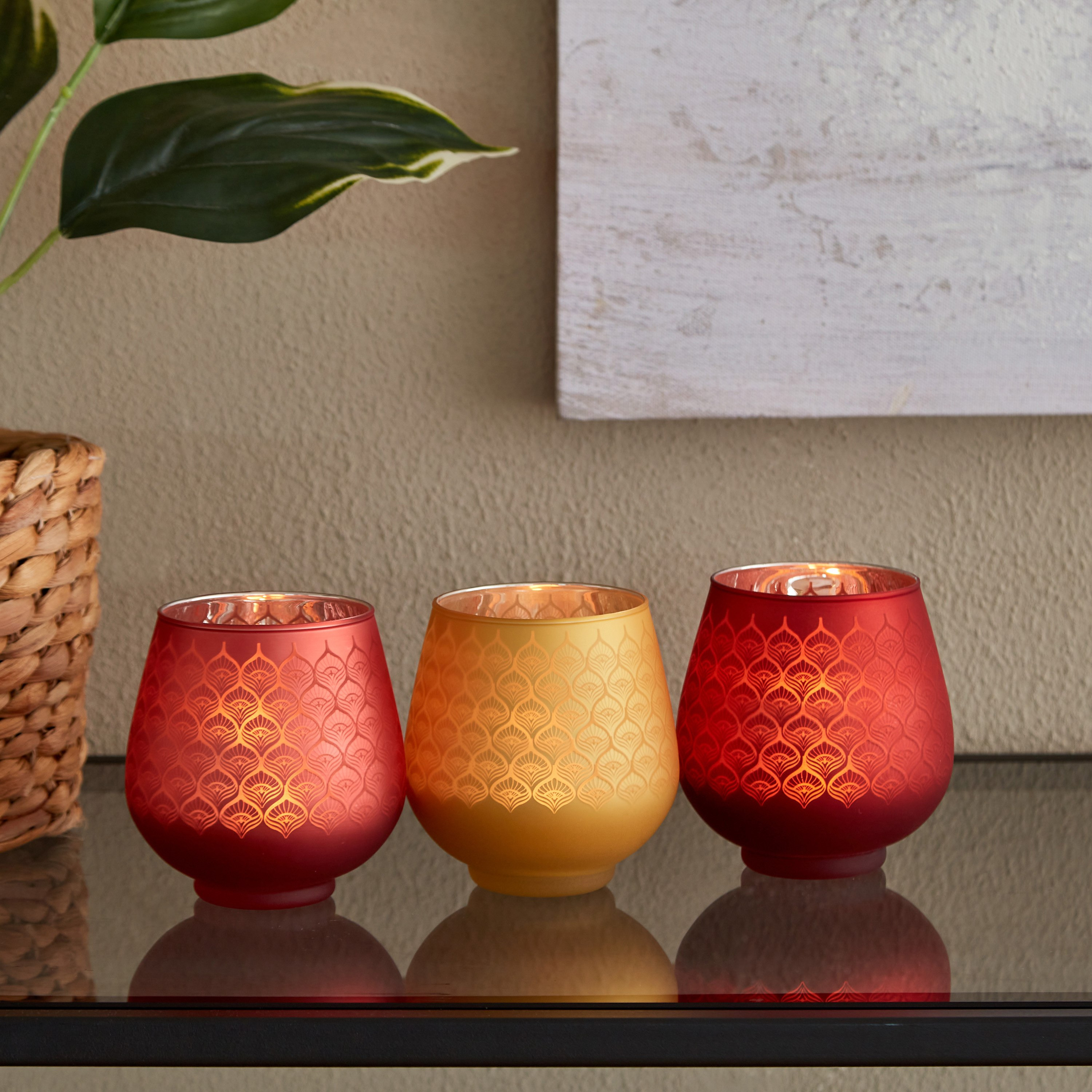 Zoha 3-Piece Glass Triangles Tealight Votive Set - 9.5x9.5x9 cm-hbxlivingroom-decorandaccessories-candleholders-image-1