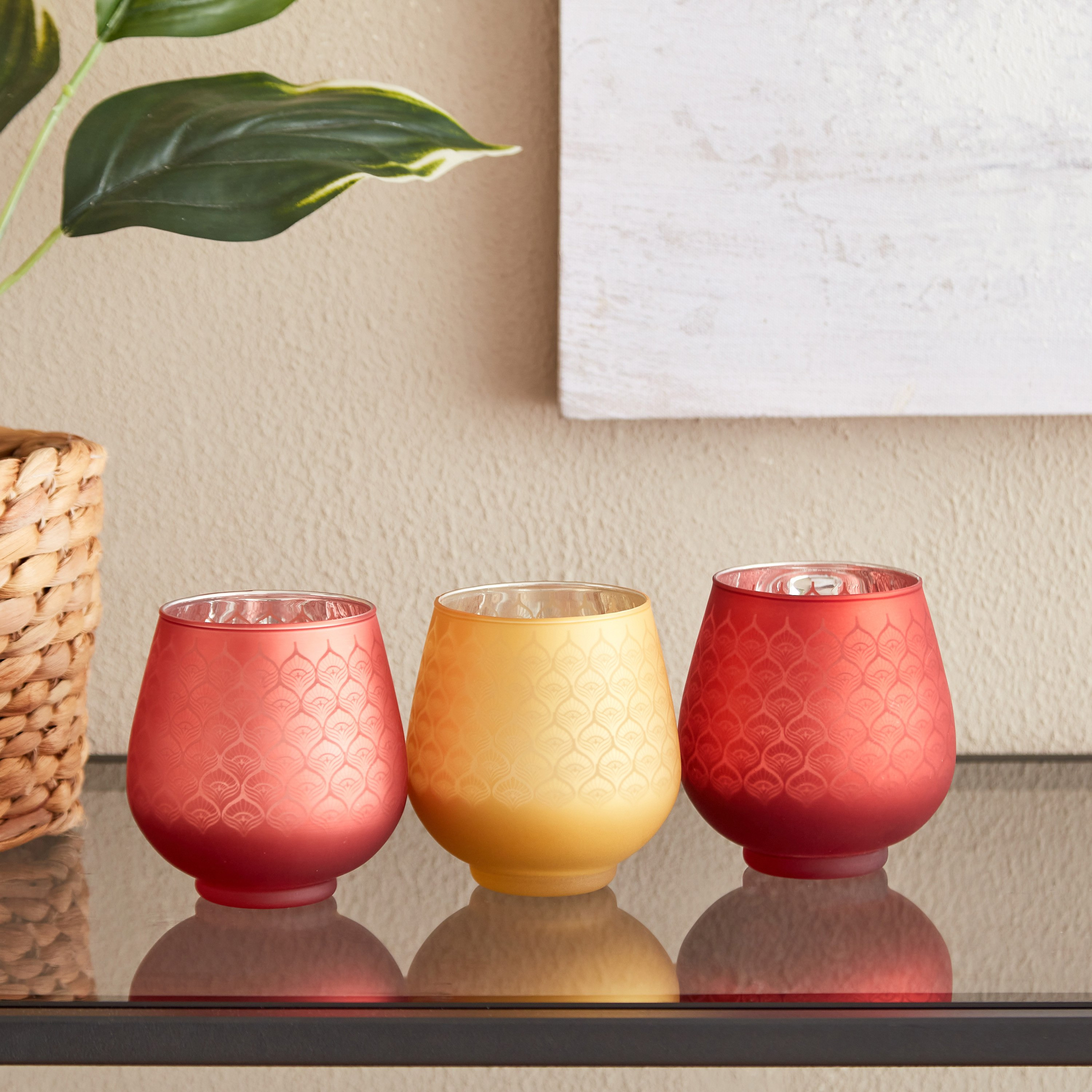 Zoha 3-Piece Glass Triangles Tealight Votive Set - 9.5x9.5x9 cm-hbxlivingroom-decorandaccessories-candleholders-image-2