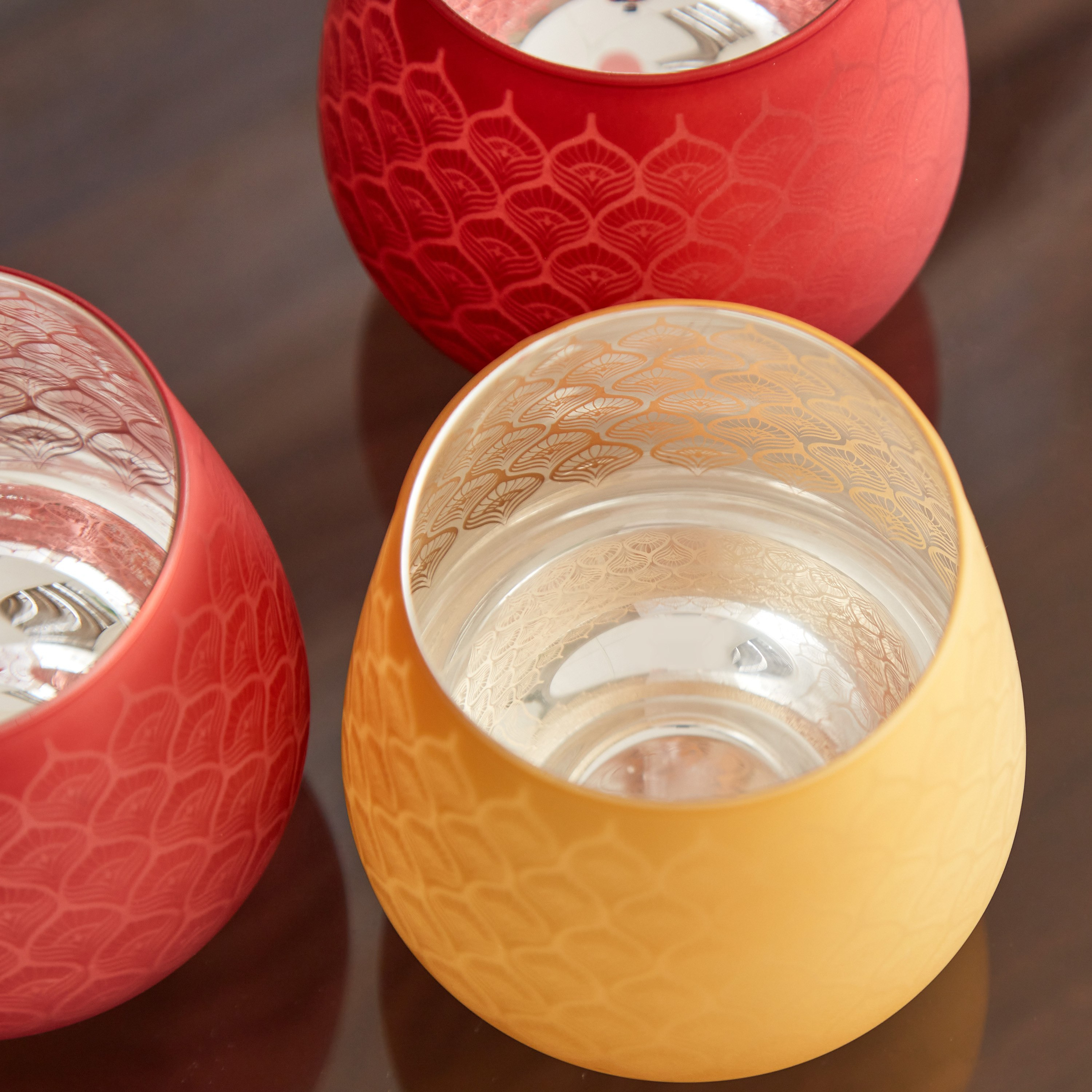 Zoha 3-Piece Glass Triangles Tealight Votive Set - 9.5x9.5x9 cm-hbxlivingroom-decorandaccessories-candleholders-image-4