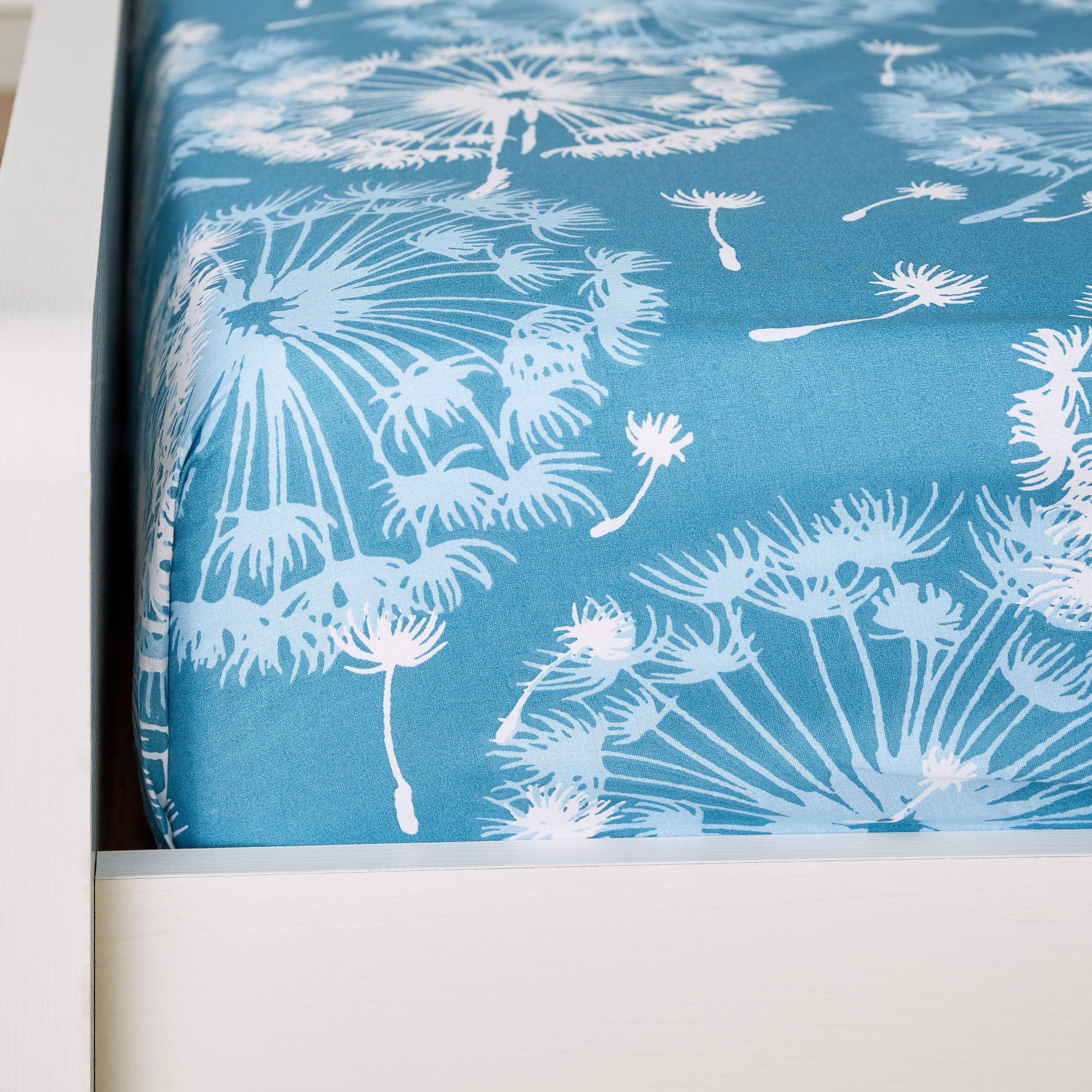 شرشف مسطّح قطن كينج بطبعات من إستونيا - 240x260 سم-hbxhomeware-hbxbedroom-image-5