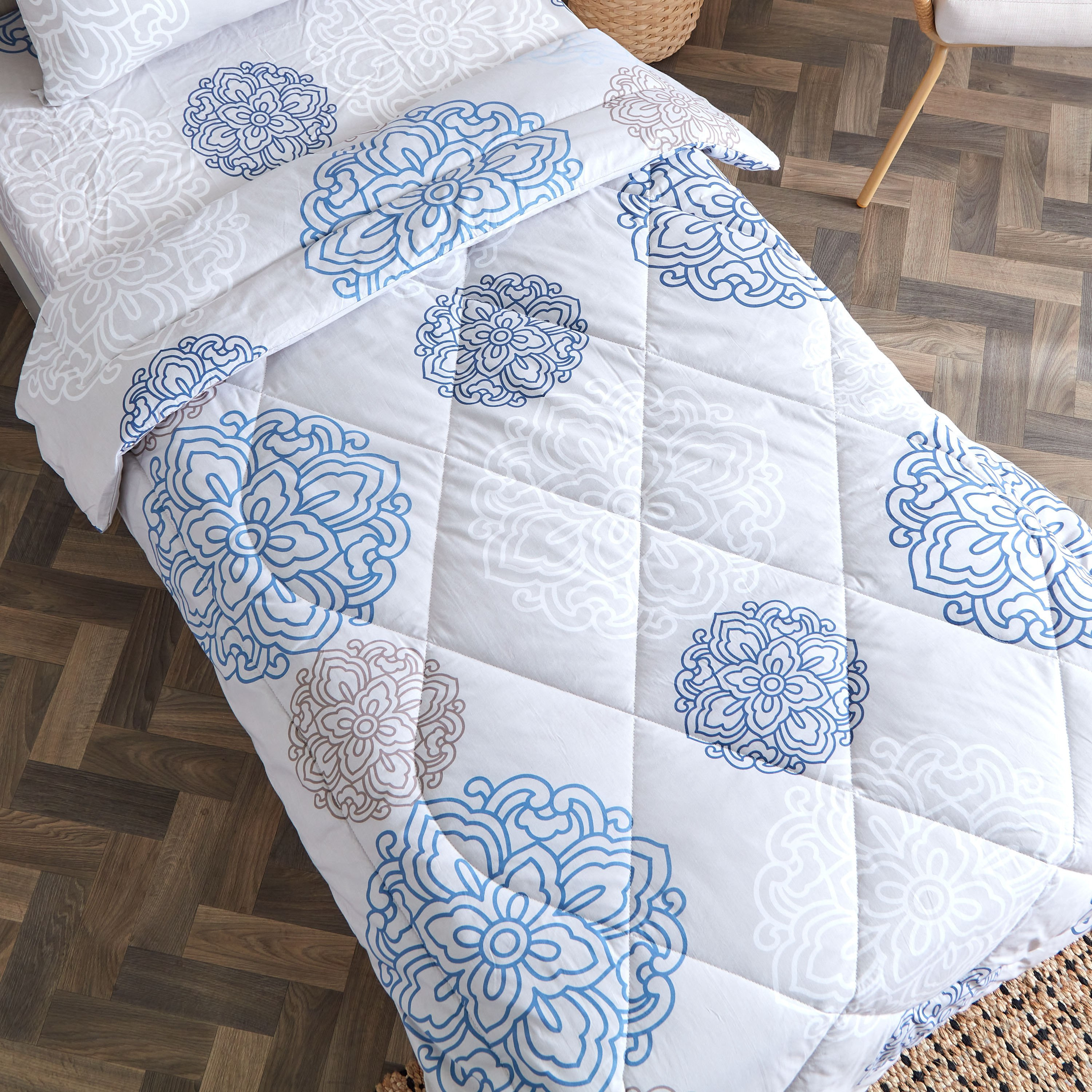 Estonia Medalion 2-Piece Cotton Printed Single Comforter Set - 135x220 cm-hbxhomeware-hbxdecorandfurnishings-image-5