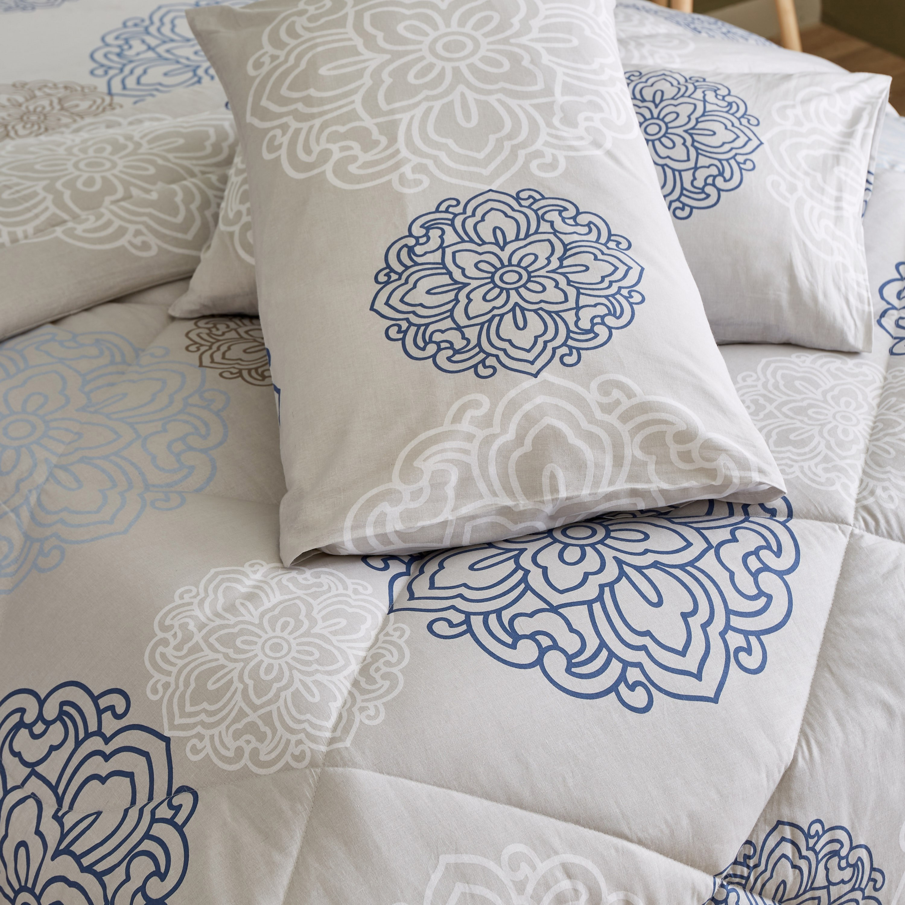 طقم لحاف كوين قطن 3 قطع بطبعات من إستونيا - 200x240 سم-hbxhomeware-hbxdecorandfurnishings-image-6
