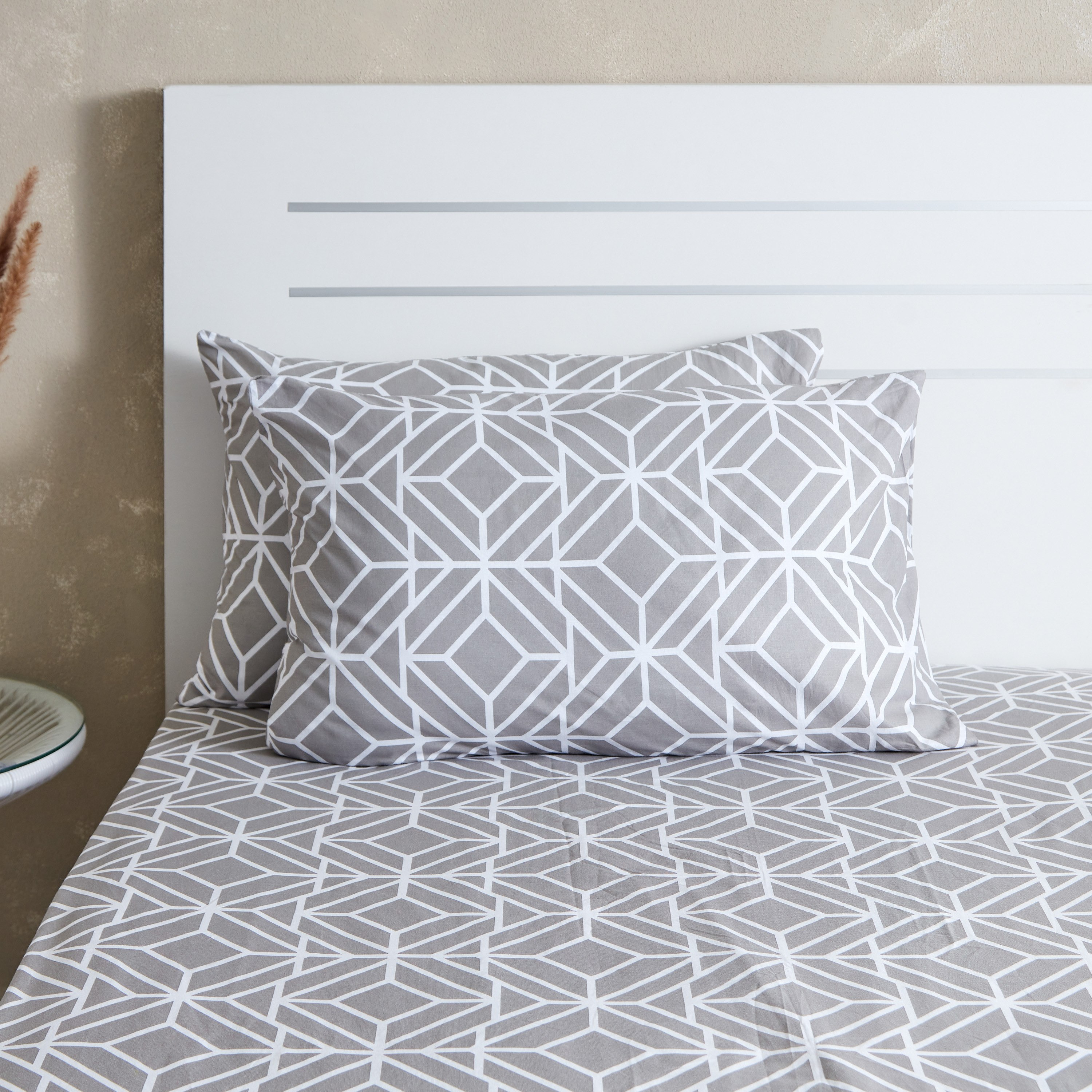 طقم غطاء وسادة قطن كينج قطعتين بطبعات من إستونيا - 50x75 سم-hbxhomeware-hbxbedroom-image-2