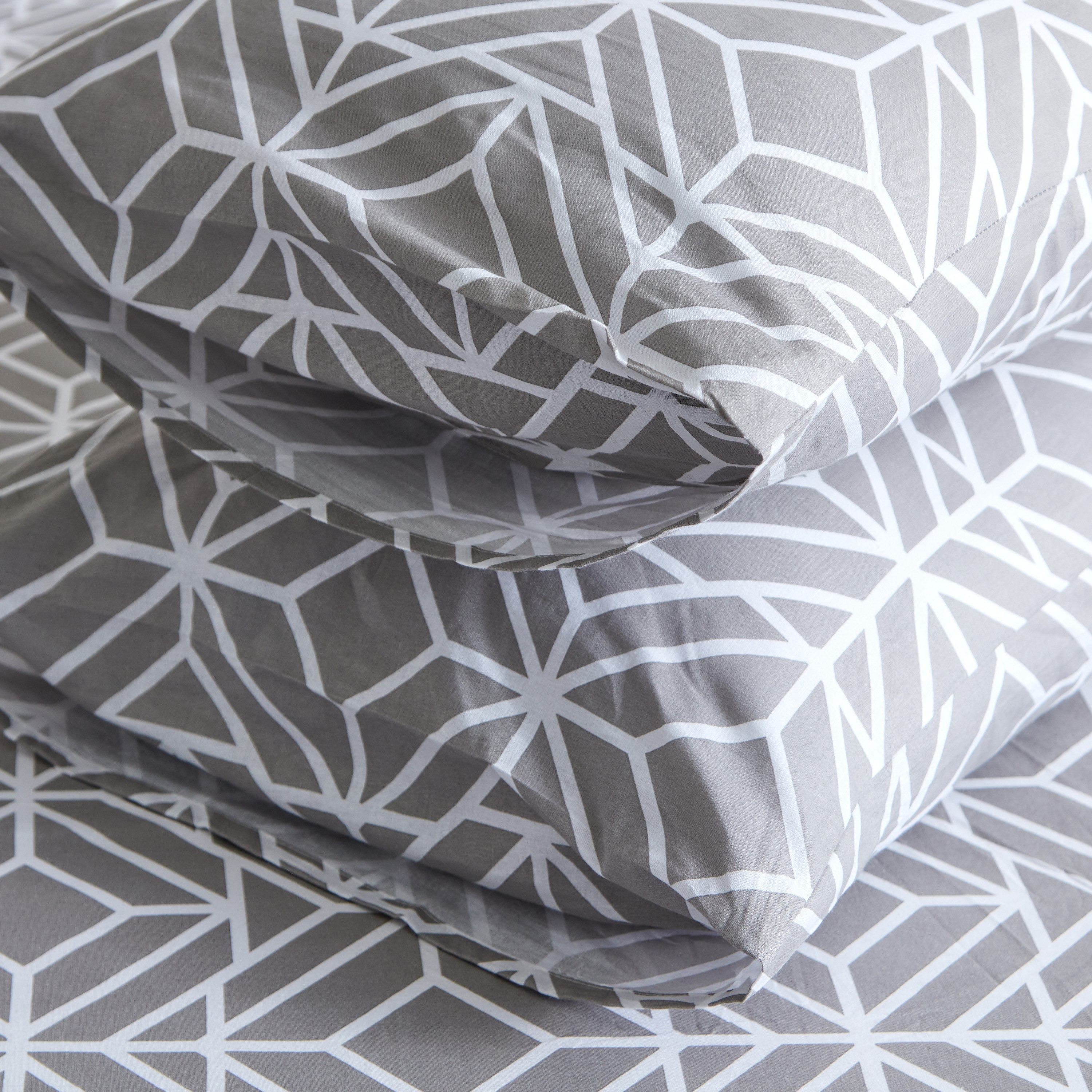 طقم غطاء وسادة قطن كينج قطعتين بطبعات من إستونيا - 50x75 سم-hbxhomeware-hbxbedroom-image-4