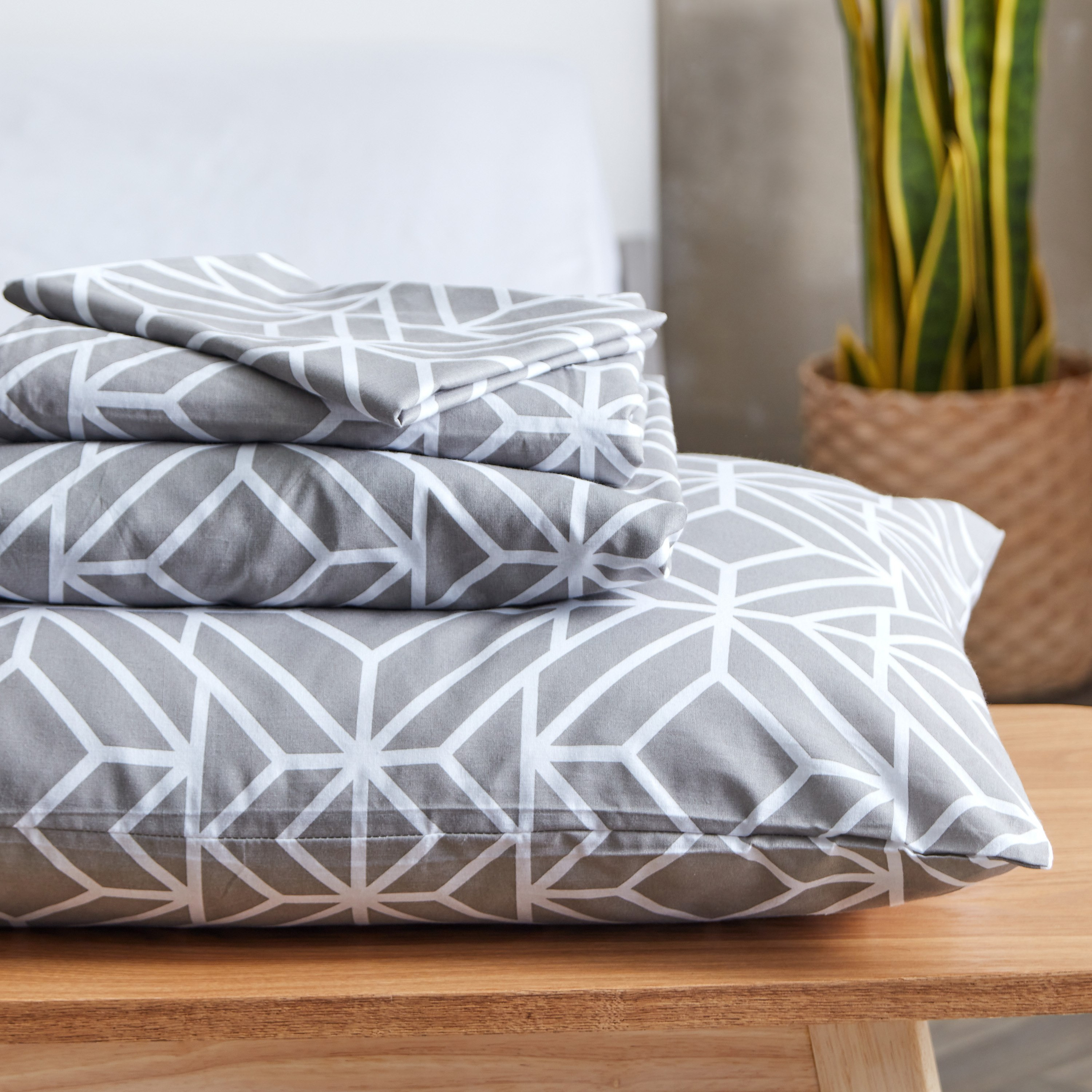 طقم غطاء لحاف فردي قطني بطبعات قطعتين من إستونيا - 135x200 سم-hbxhomeware-hbxdecorandfurnishings-image-10