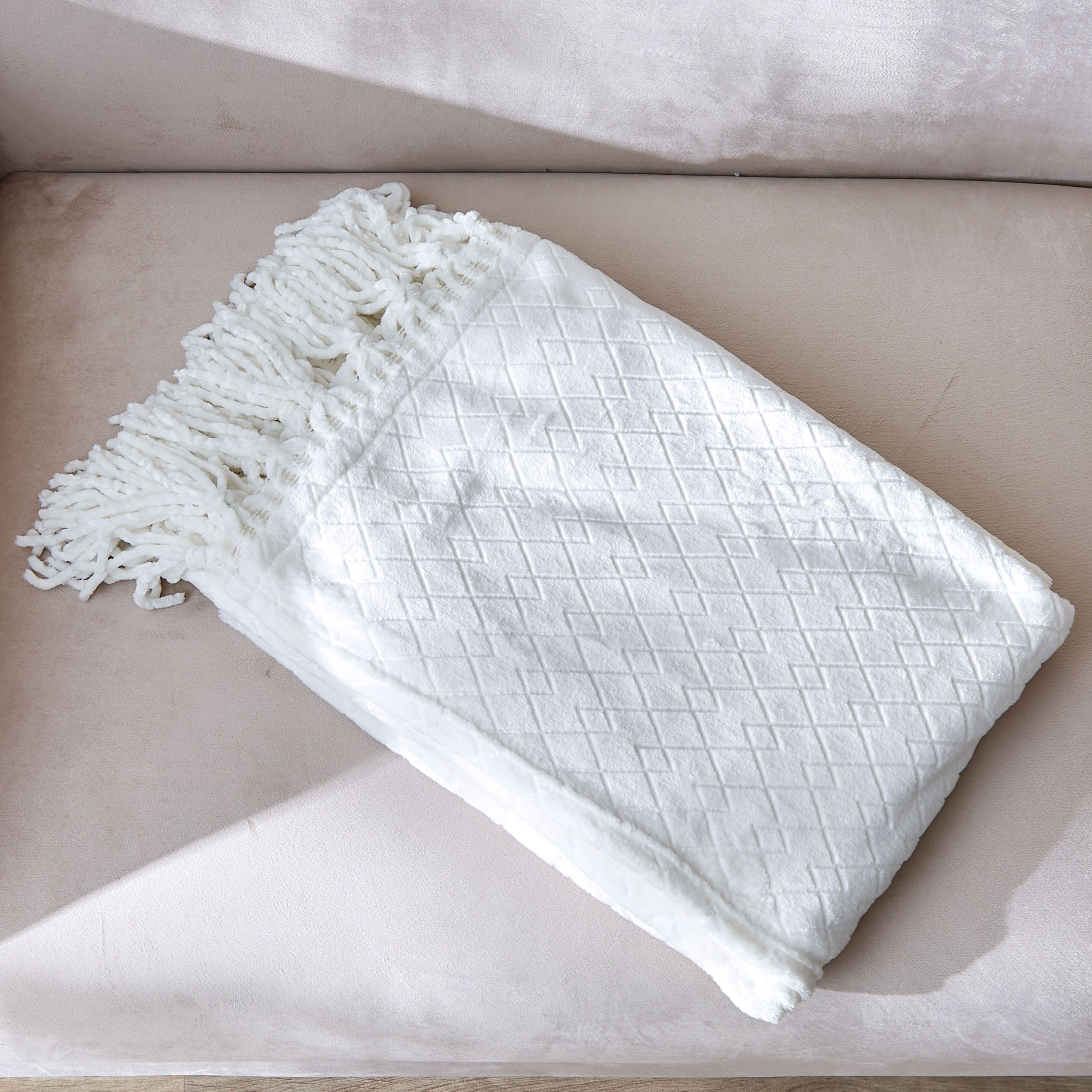 بطانية خفيفة منقوشة من لافيش دايمند - 180x130 سم-hbxhomeware-hbxbedroom-image-4