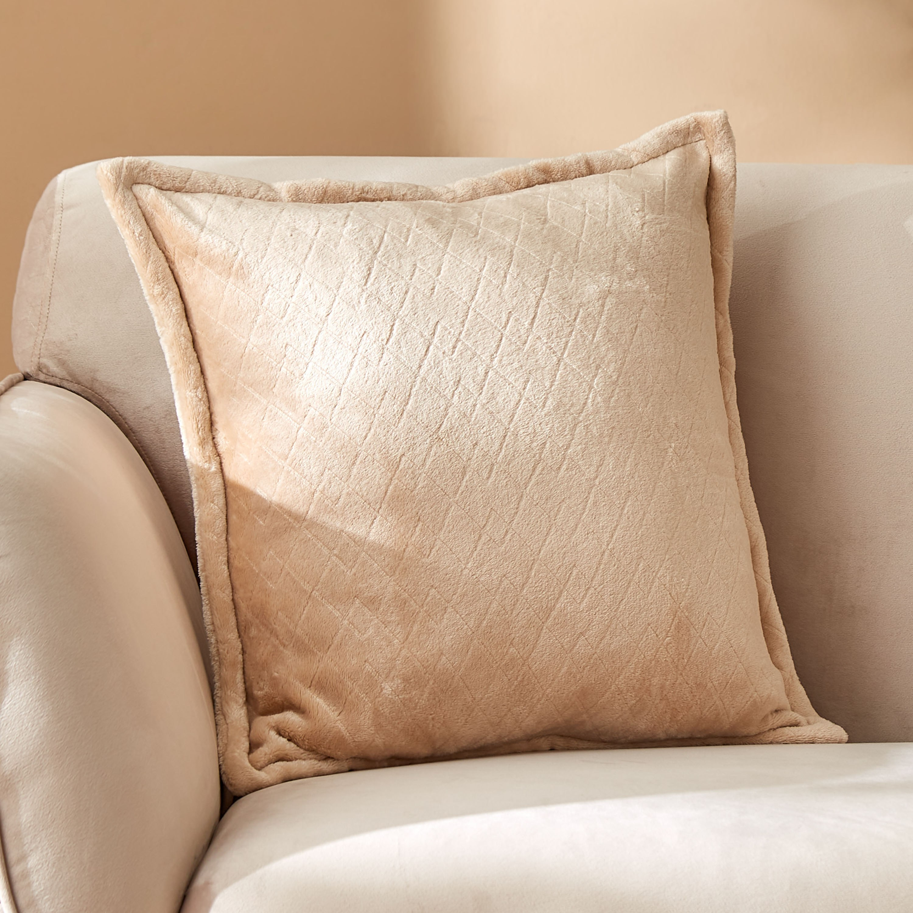 غطاء وسادة فلانيل منقوش سادة من لافيش دايمند -45x45 سم-hbxhomeware-cushionsandcovers-cushioncovers-image-1