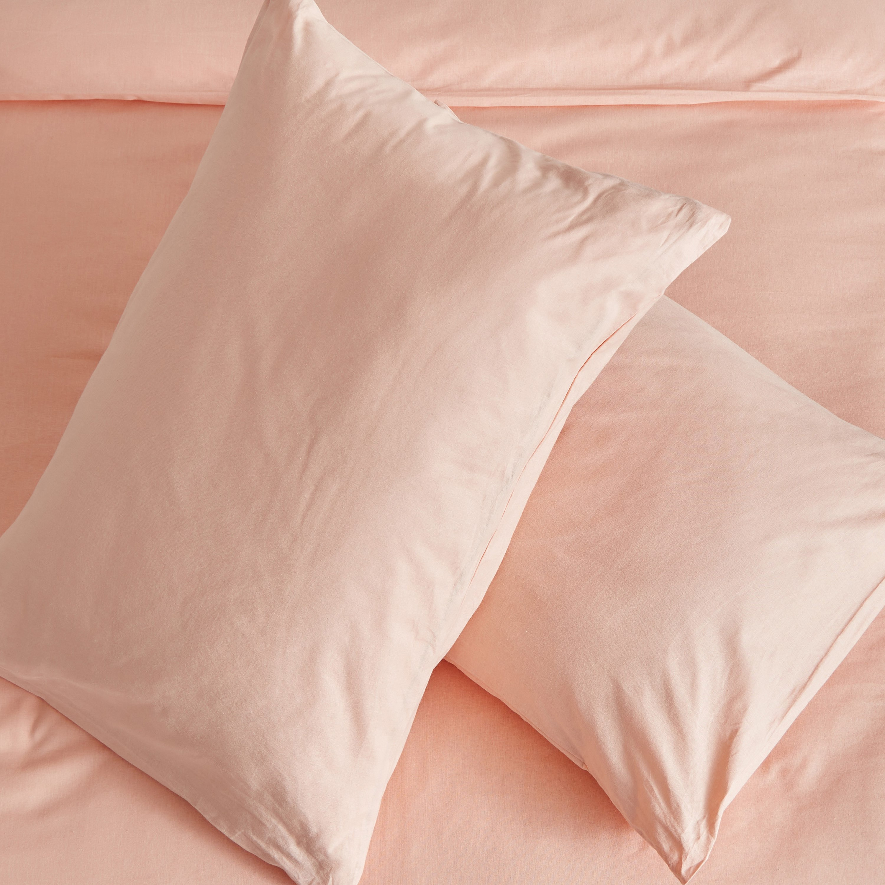 طقم غطاء وسادة قطن سادة قطعتين من ويلينجتون- 50x75 سم-hbxhomeware-hbxbedroom-image-3