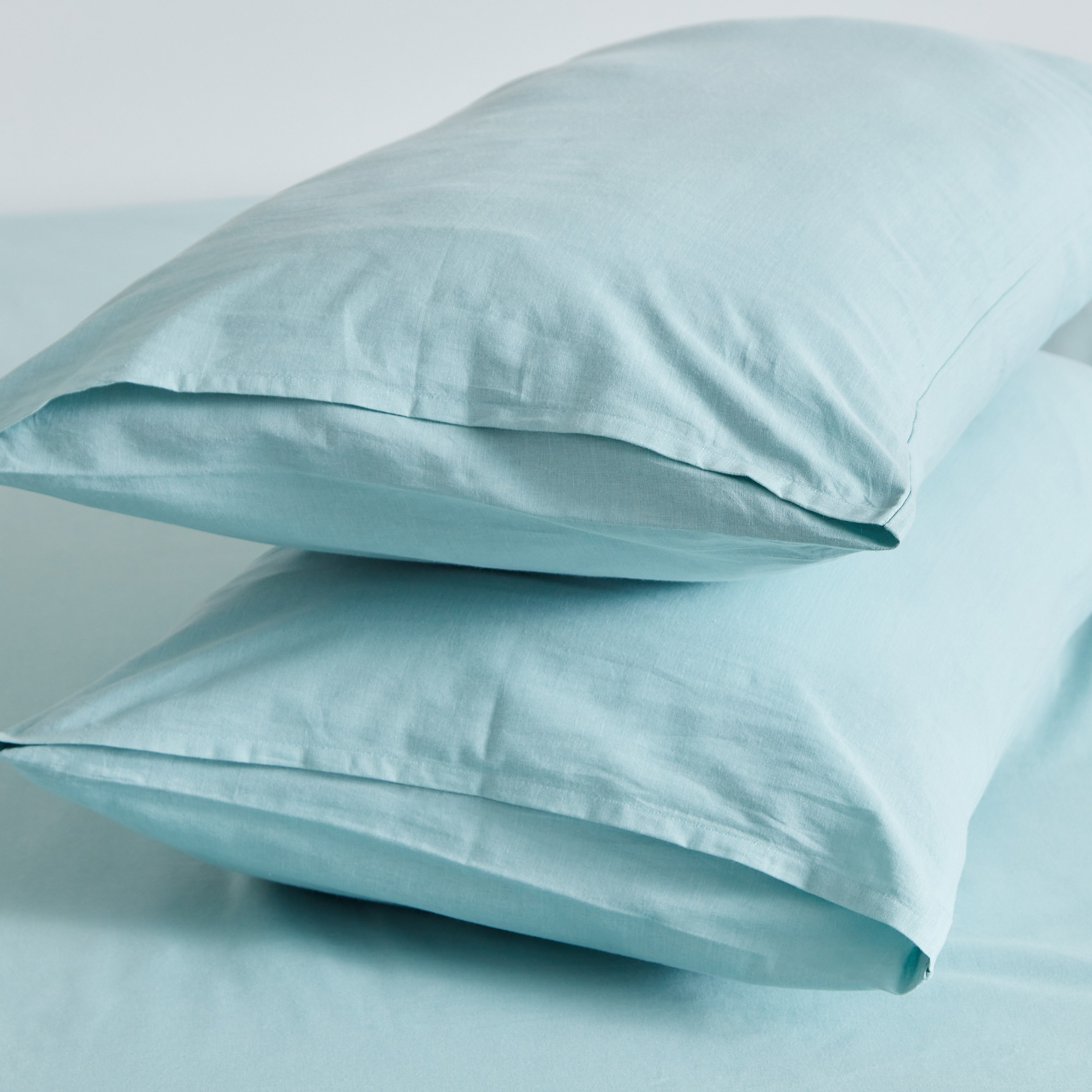 طقم غطاء وسادة قطن سادة قطعتين من ويلينجتون- 50x75 سم-hbxhomeware-hbxbedroom-image-4