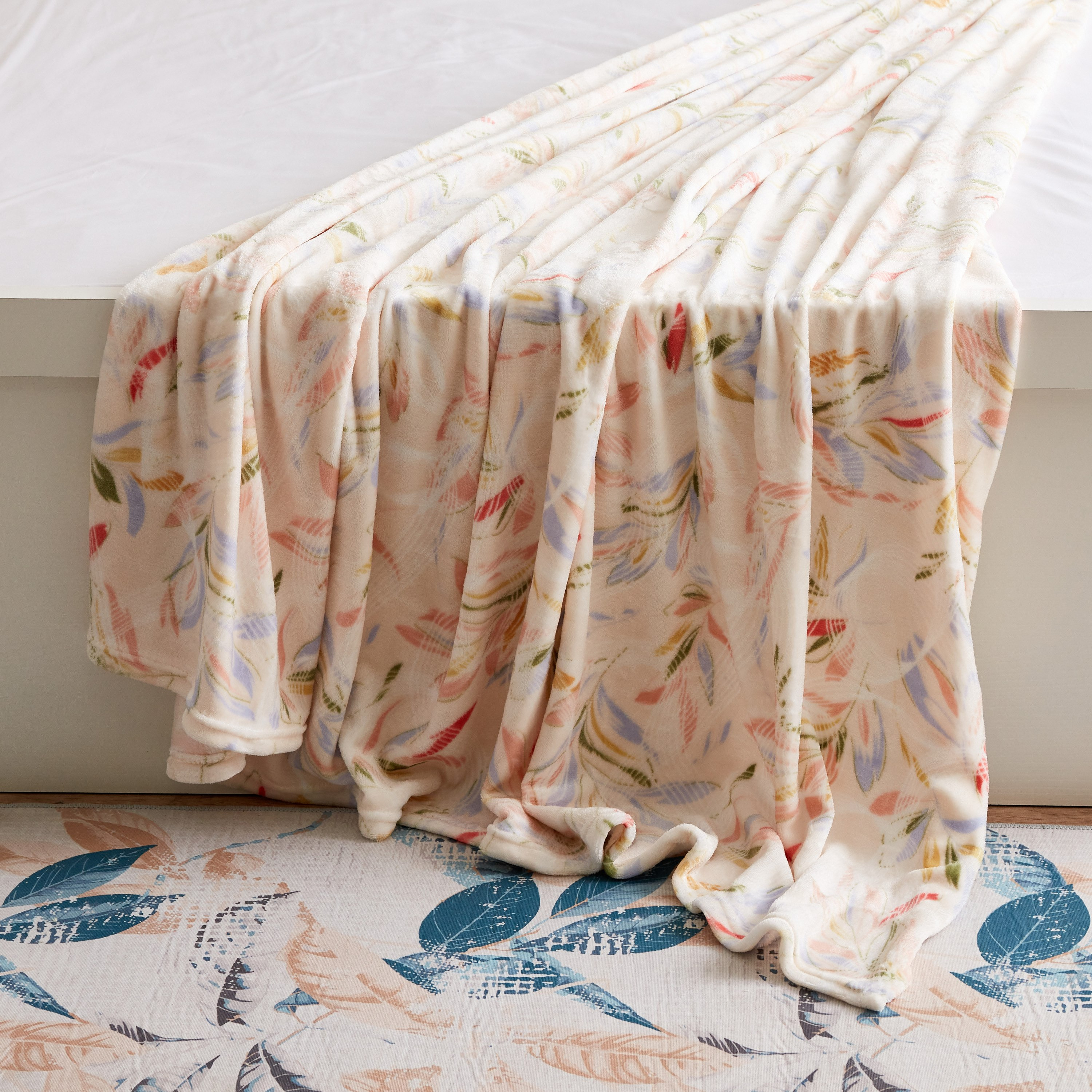 بطانية فلانيل كينج بطبعات من جويس - 220x240 سم-hbxhomeware-hbxbedroom-image-3