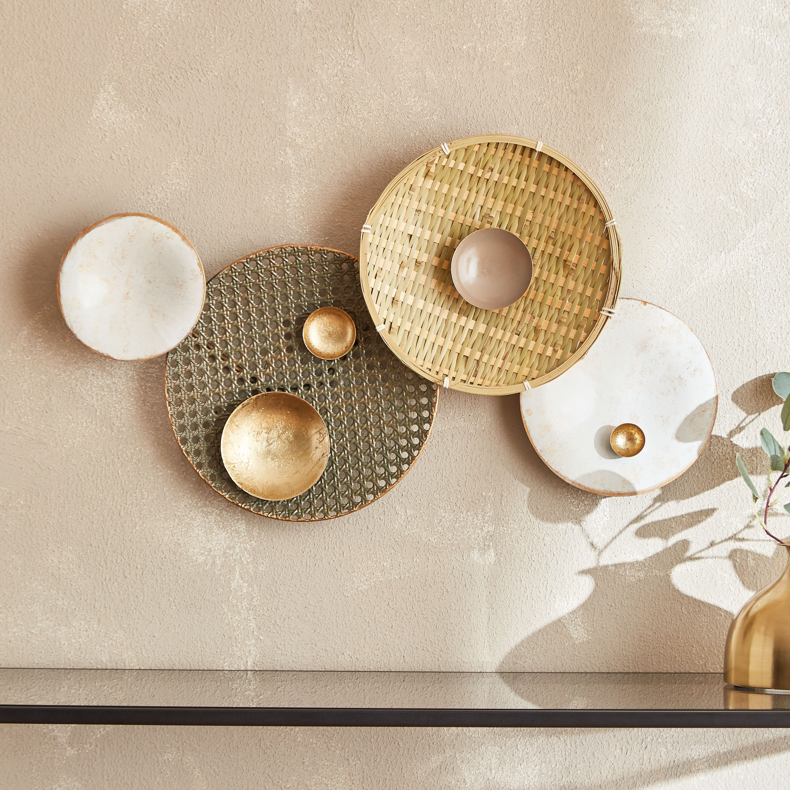 ديكور حائط معدن وخيزران من إيما - 43x6x67 سم-hbxdiningroom-walldecor-wallart-image-1
