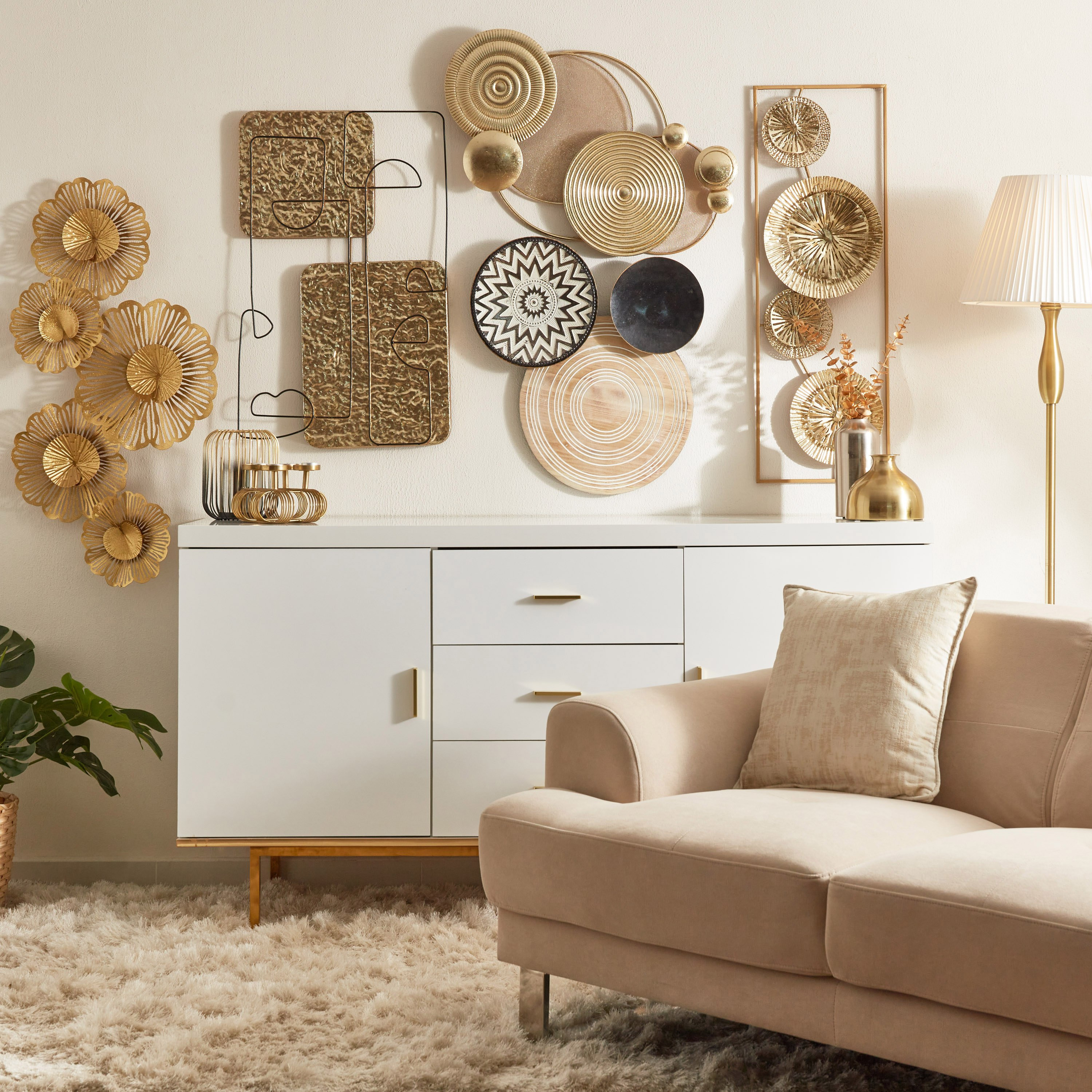 زينة حائط معدنية من إيما - 47.5x2.5x75.5 سم-hbxdiningroom-walldecor-wallart-image-5