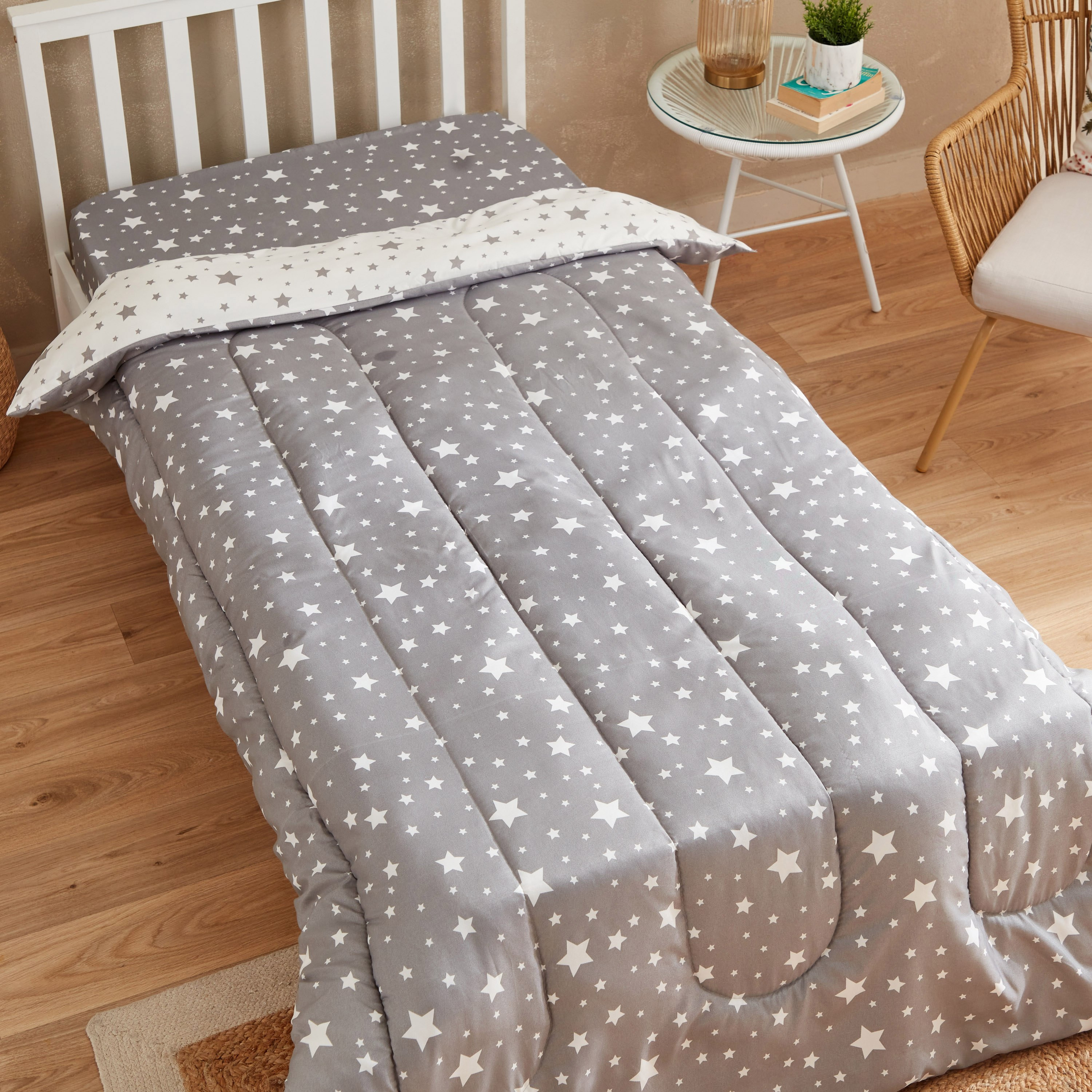لحاف فردي من الألياف الدقيقة بتصميم نجوم من سبنسر - 135x220 سم-hbxhomeware-hbxkidsandyouth-image-4