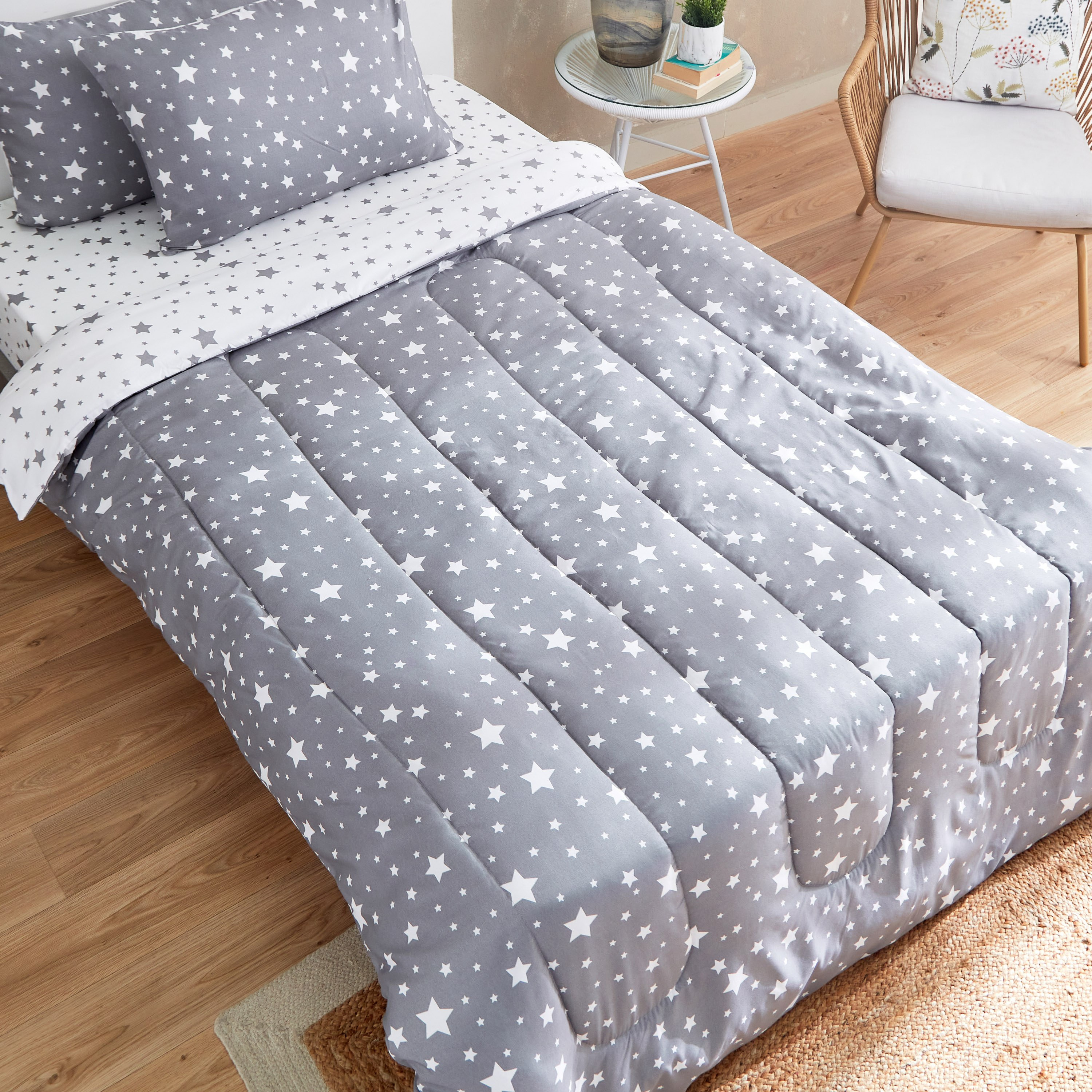 لحاف مزدوج من الألياف الدقيقة بتصميم نجمة من سبنسر- 160x220 سم-hbxhomeware-hbxkidsandyouth-image-3