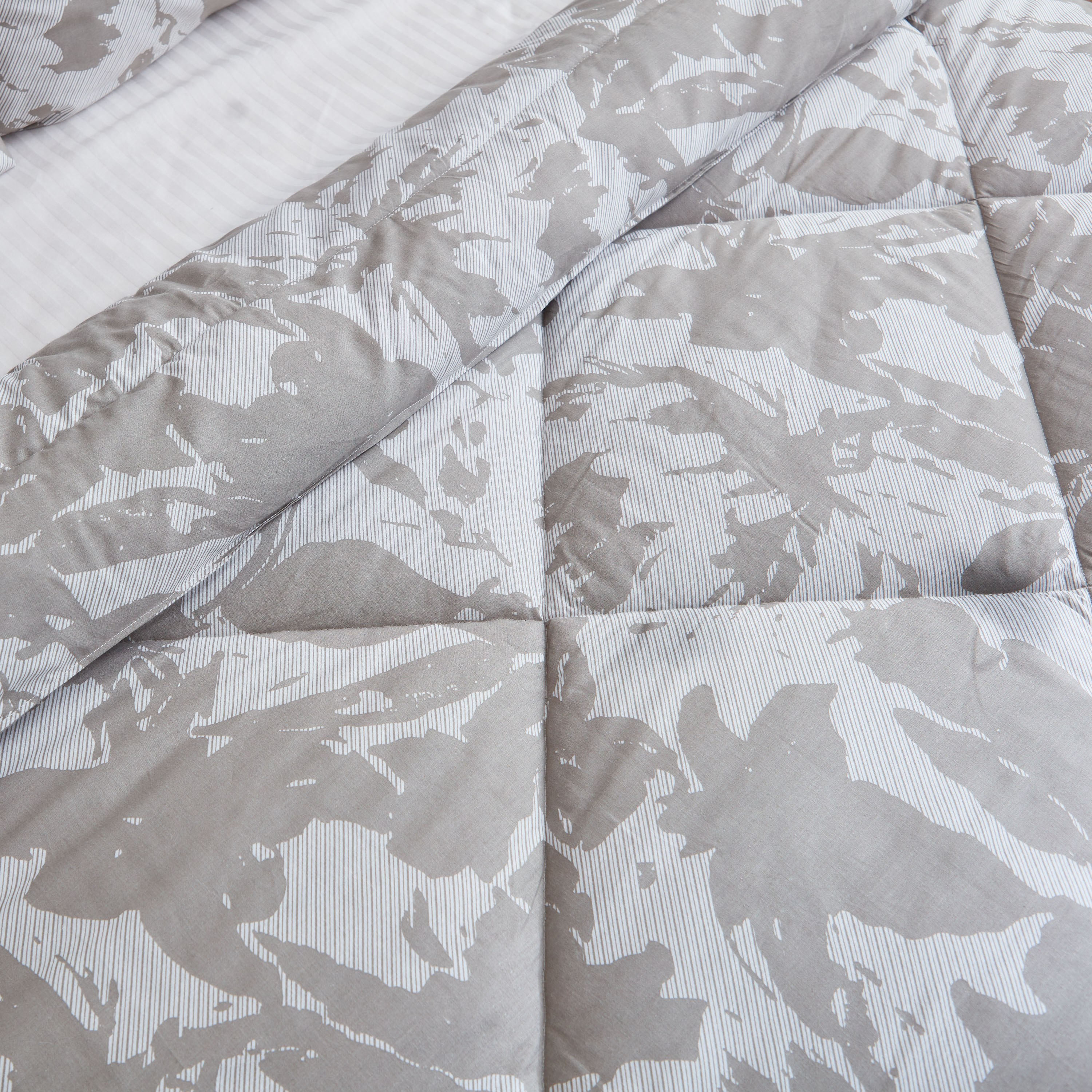 طقم لحاف قطن كينج قطعتين أرين من لشبونة - 220x240 سم-hbxhomeware-hbxdecorandfurnishings-image-5