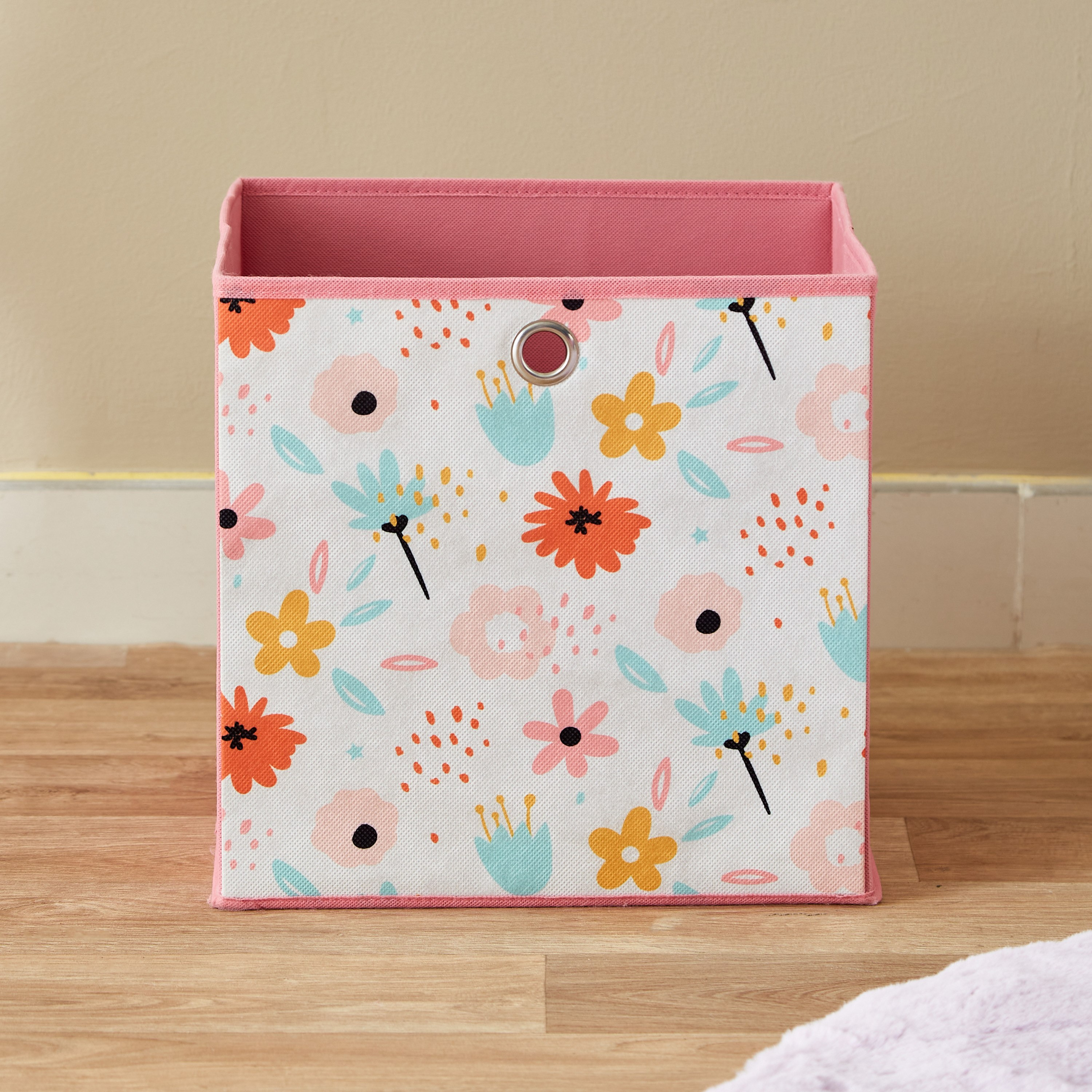صندوق مكعب سمر بيردي من ترايفل - 31x31x31 سم-hbxhomeware-hbxkidsandyouth-image-1