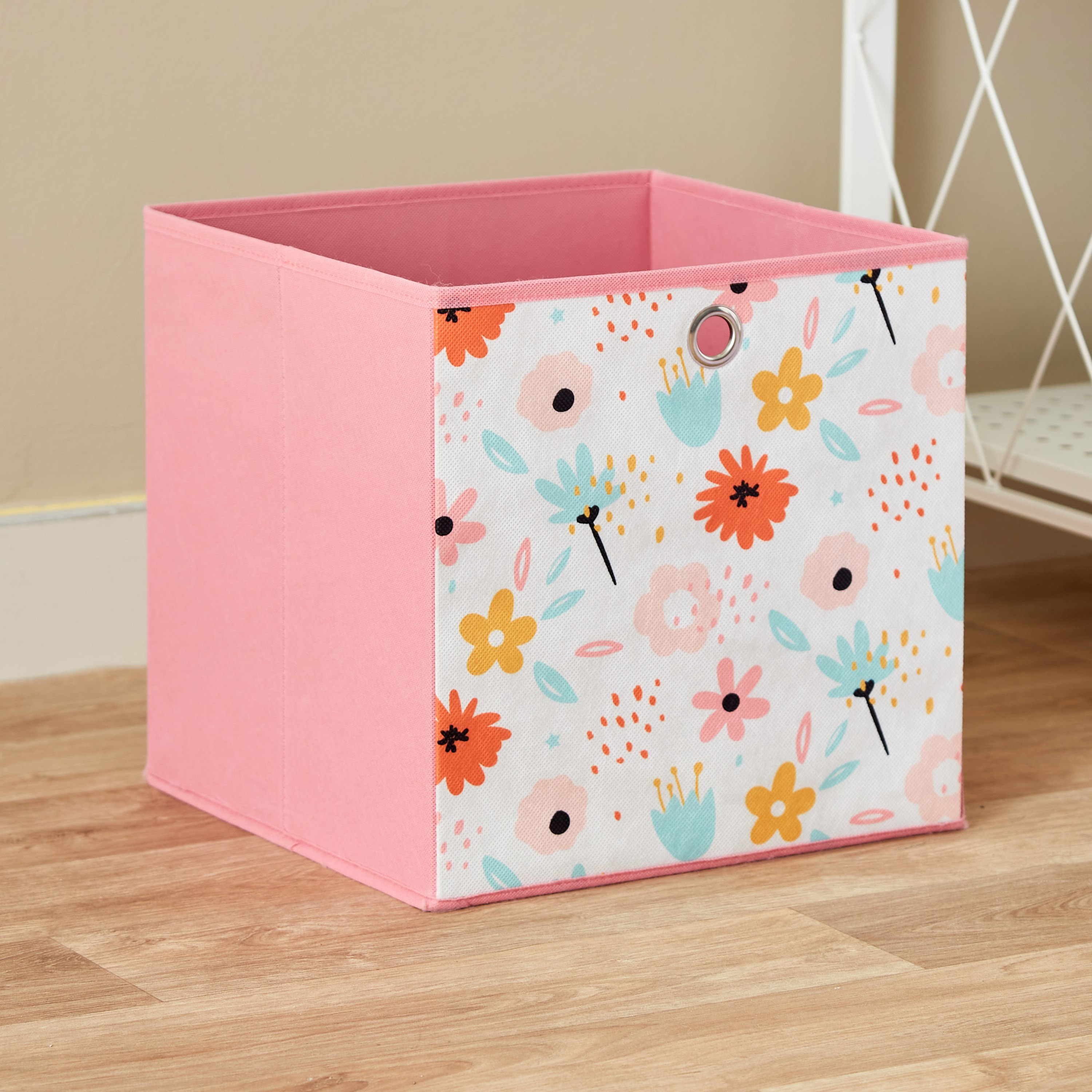صندوق مكعب سمر بيردي من ترايفل - 31x31x31 سم-hbxhomeware-hbxkidsandyouth-image-2