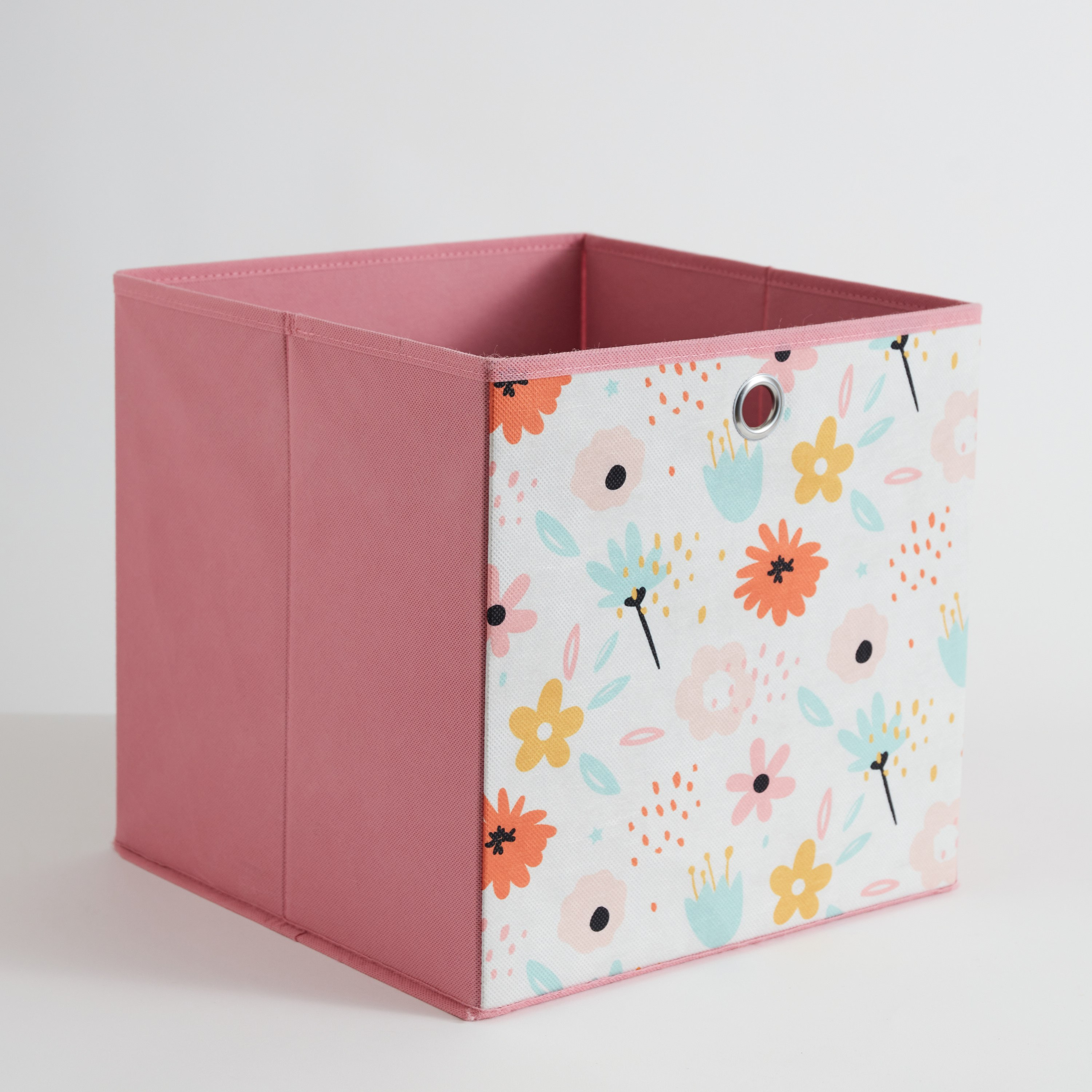 صندوق مكعب سمر بيردي من ترايفل - 31x31x31 سم-hbxhomeware-hbxkidsandyouth-image-8