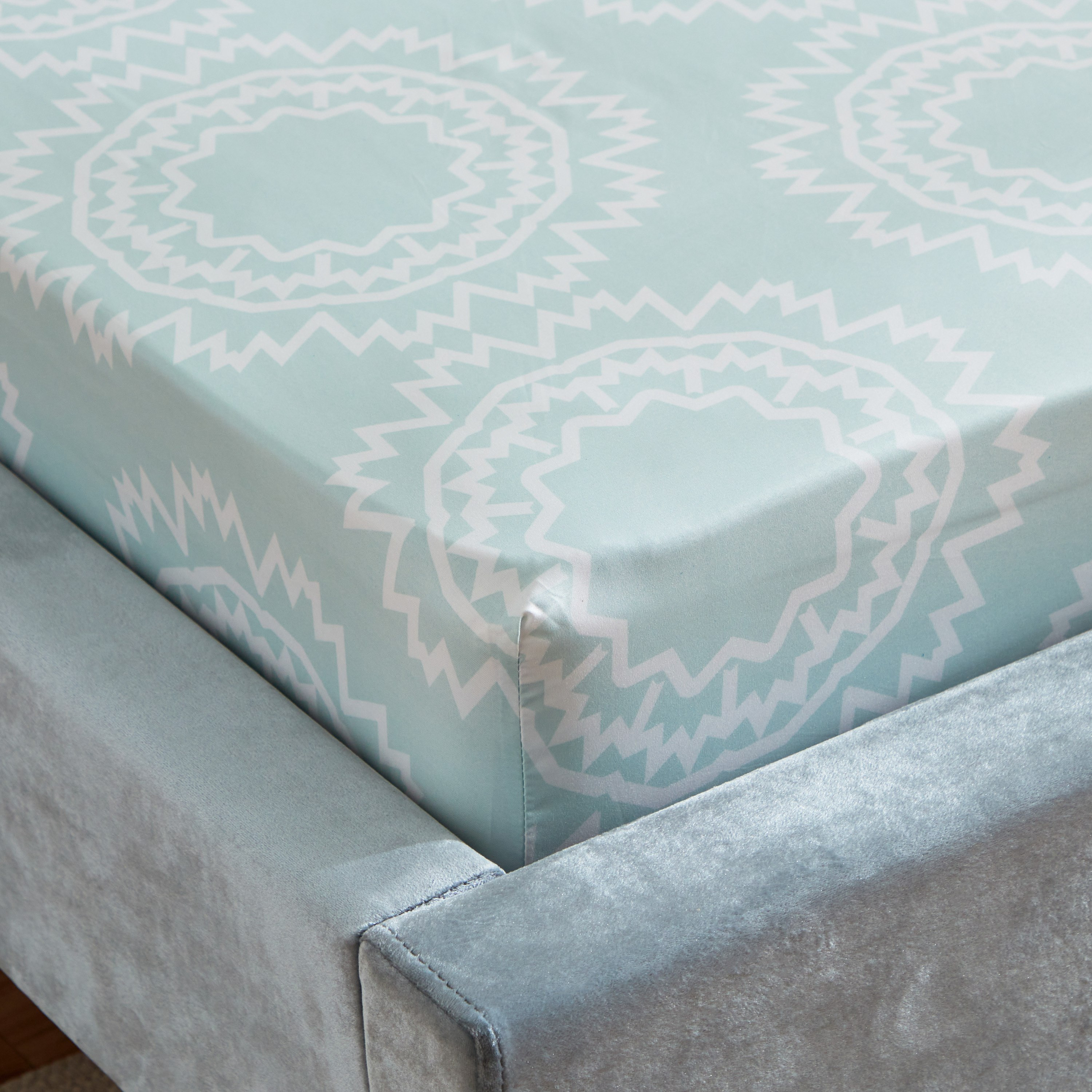 شرشف مطاطي كينج ألياف دقيقة بطبعات من أتلانتا كيارا - 180x200+25 سم-hbxhomeware-hbxbedroom-image-5