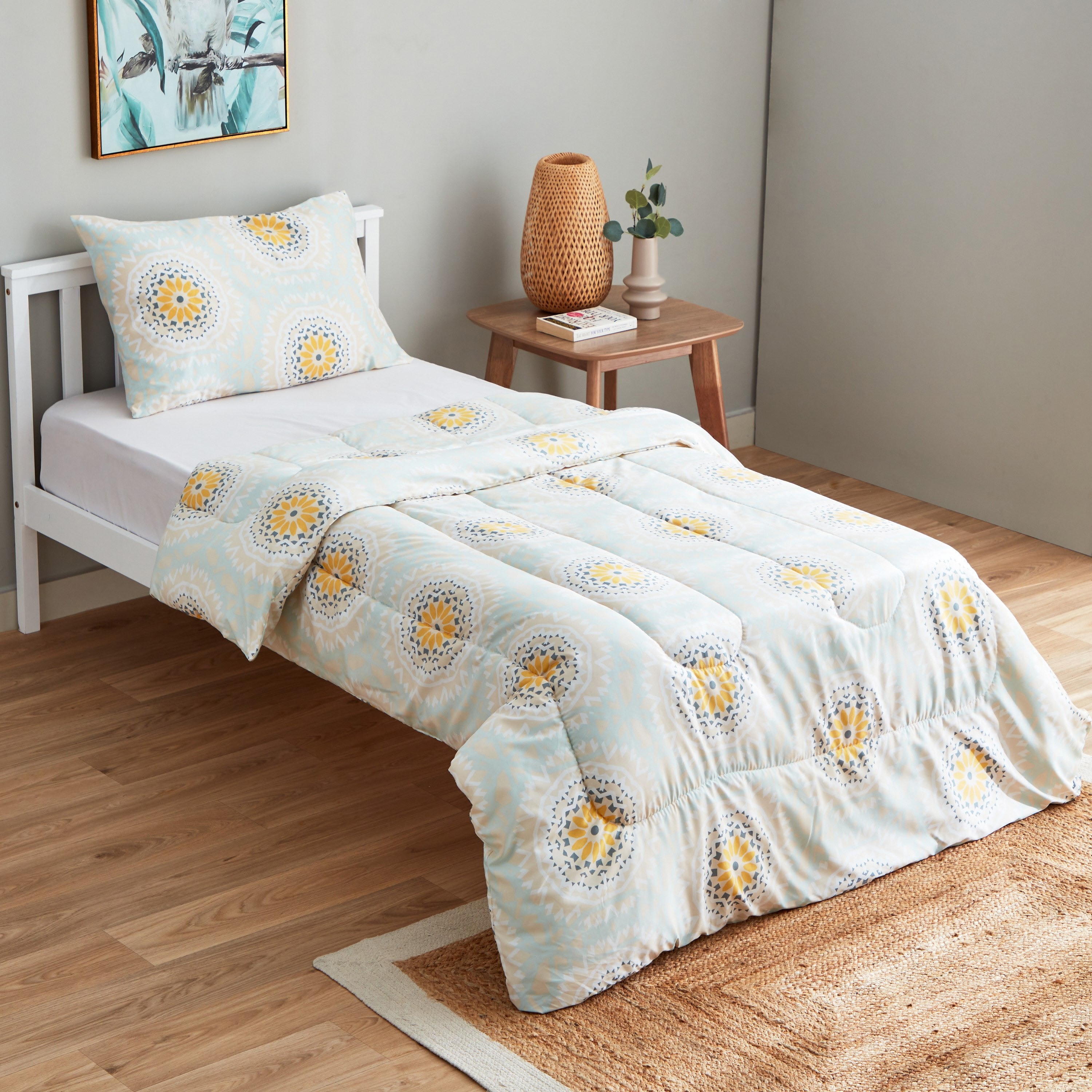 طقم لحاف فردي ألياف دقيقة بطبعات قطعتين من أتلانتا كيارا - 150x220 سم-hbxhomeware-hbxdecorandfurnishings-image-1