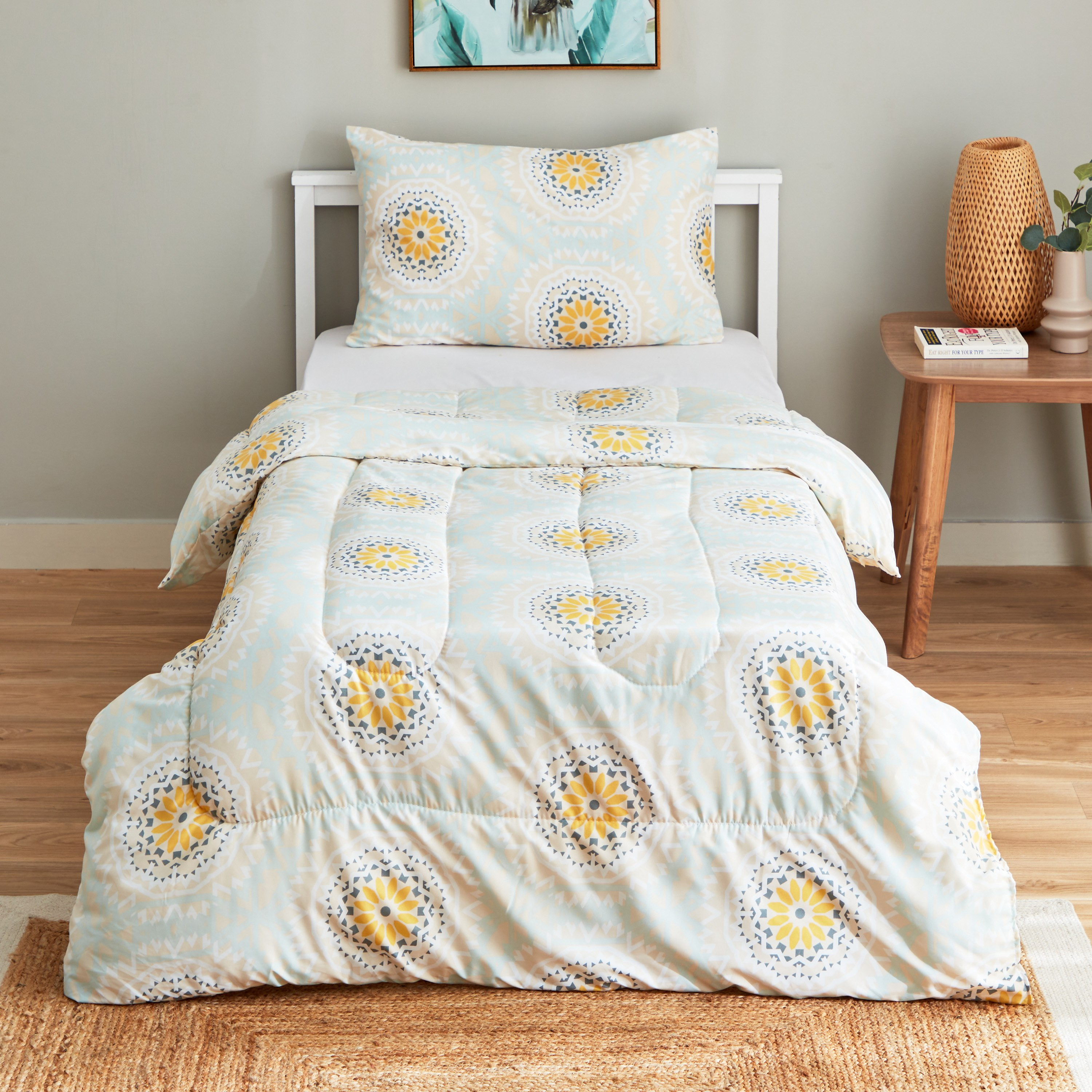 طقم لحاف فردي ألياف دقيقة بطبعات قطعتين من أتلانتا كيارا - 150x220 سم-hbxhomeware-hbxdecorandfurnishings-image-2