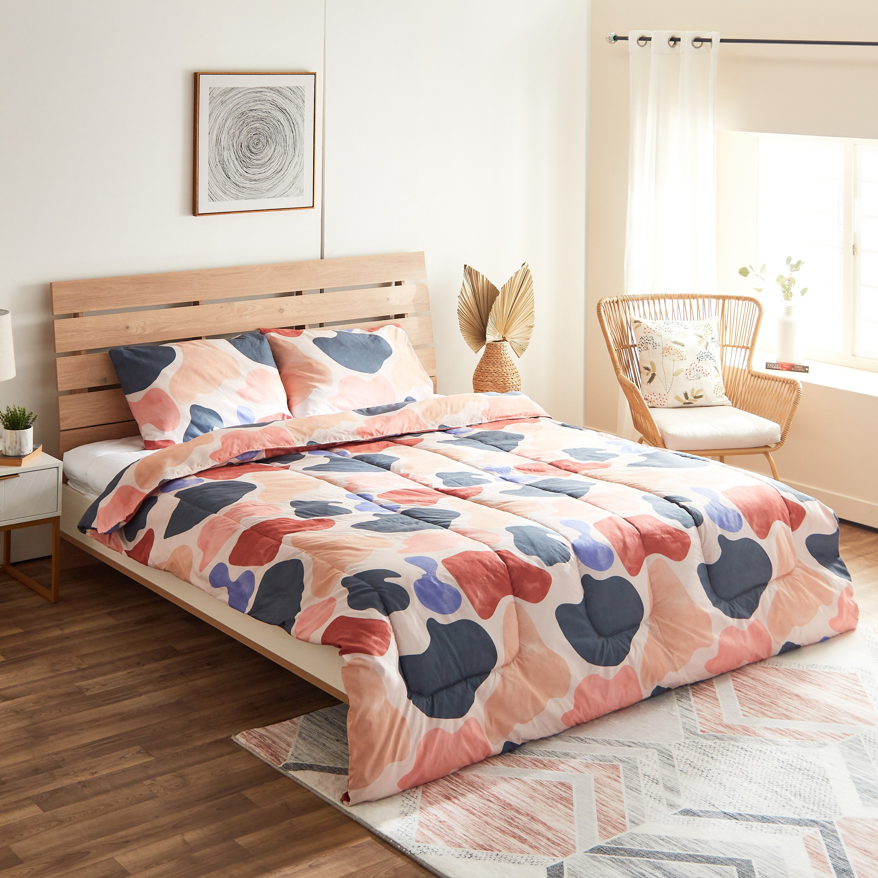 طقم لحاف كينج 3 قطع من الألياف الدقيقة بطبعات من أونتاريو جيان- 220x240 سم-hbxhomeware-hbxdecorandfurnishings-image-1