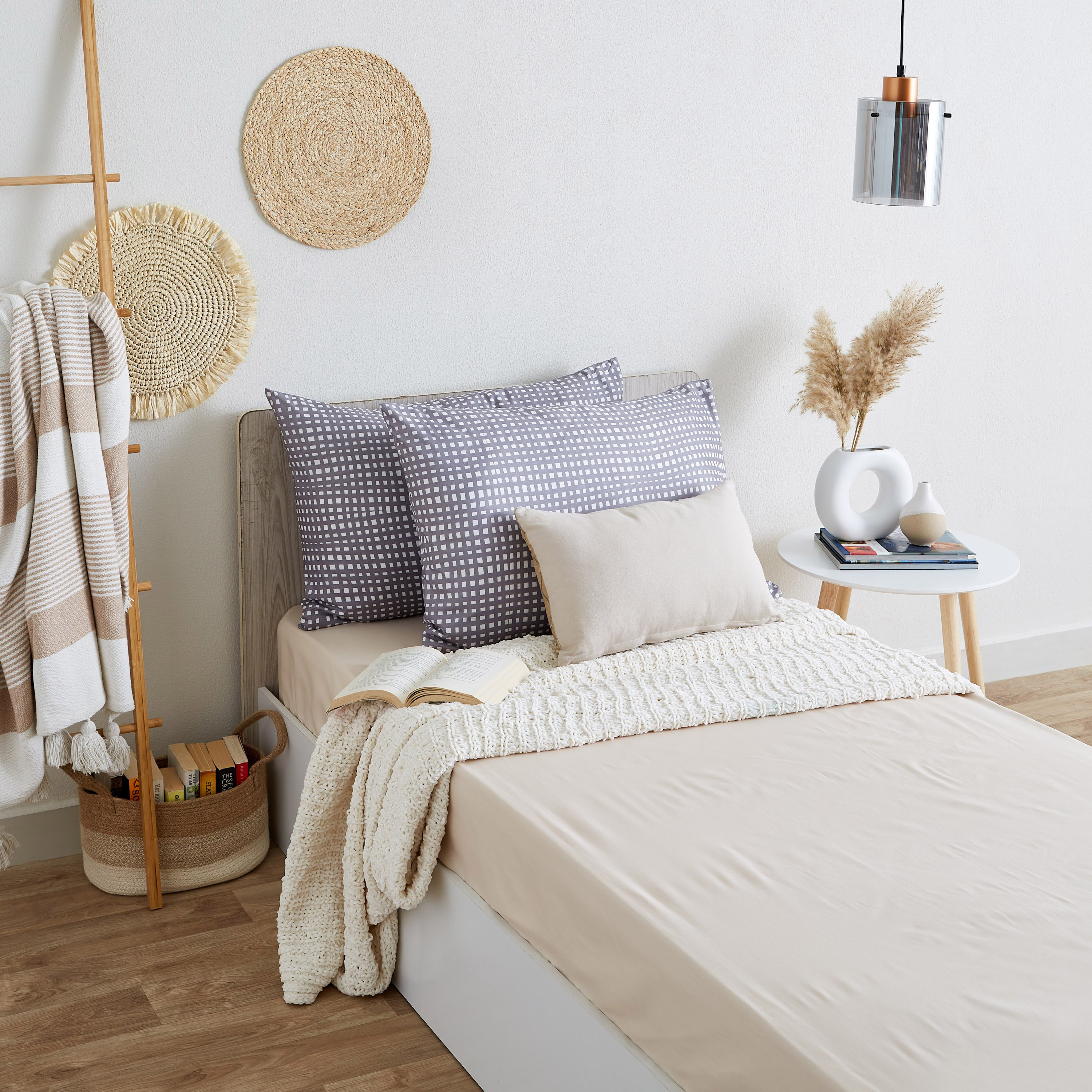 طقم غطاء وسادة ألياف دقيقة قطعتين بطبعات من أتلانتا - 50x75 سم-hbxhomeware-hbxbedroom-image-5