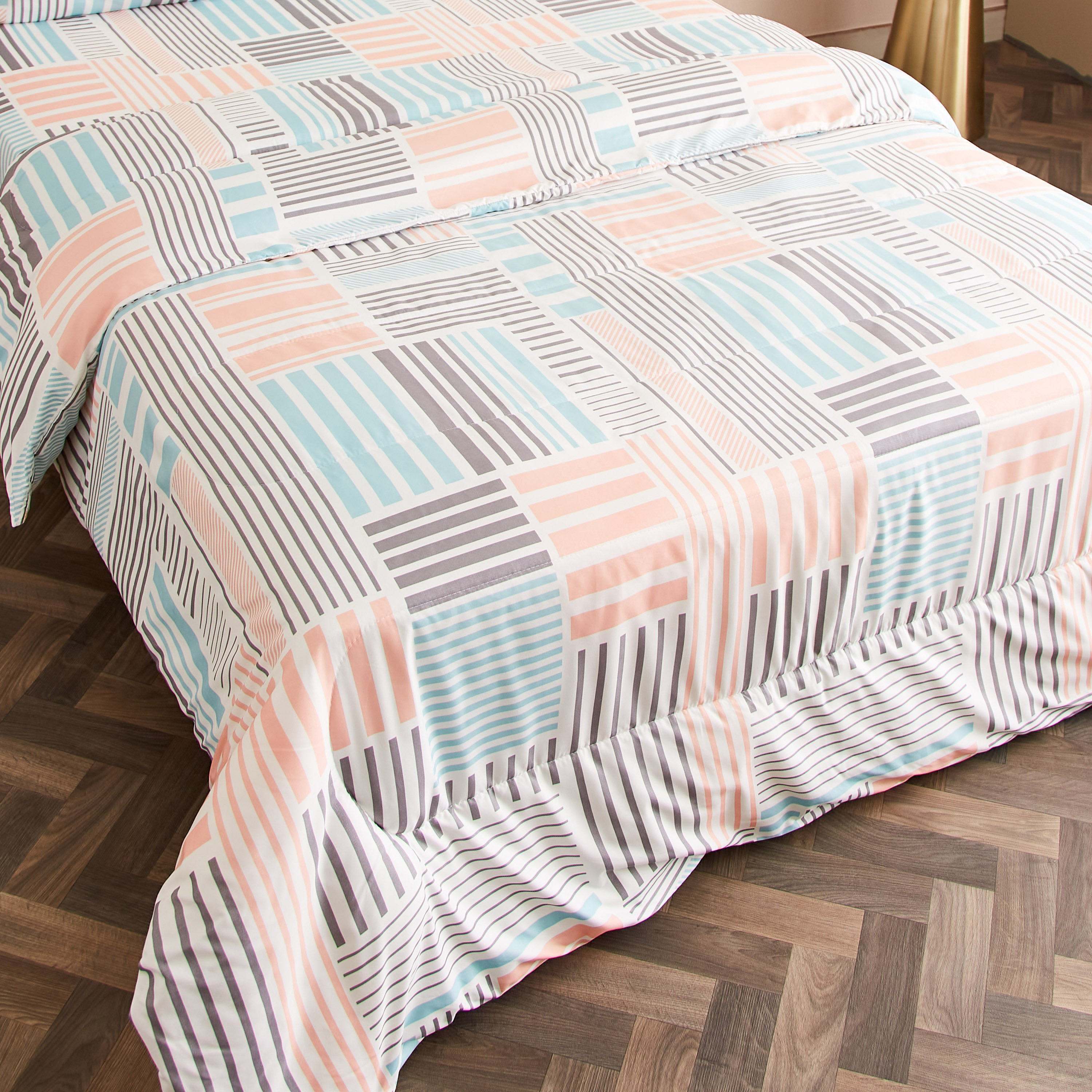 طقم لحاف كينج مايكروفايبر 3 قطع من أتلانتا جيو فركتلس - 220x240 سم-hbxhomeware-hbxdecorandfurnishings-image-3