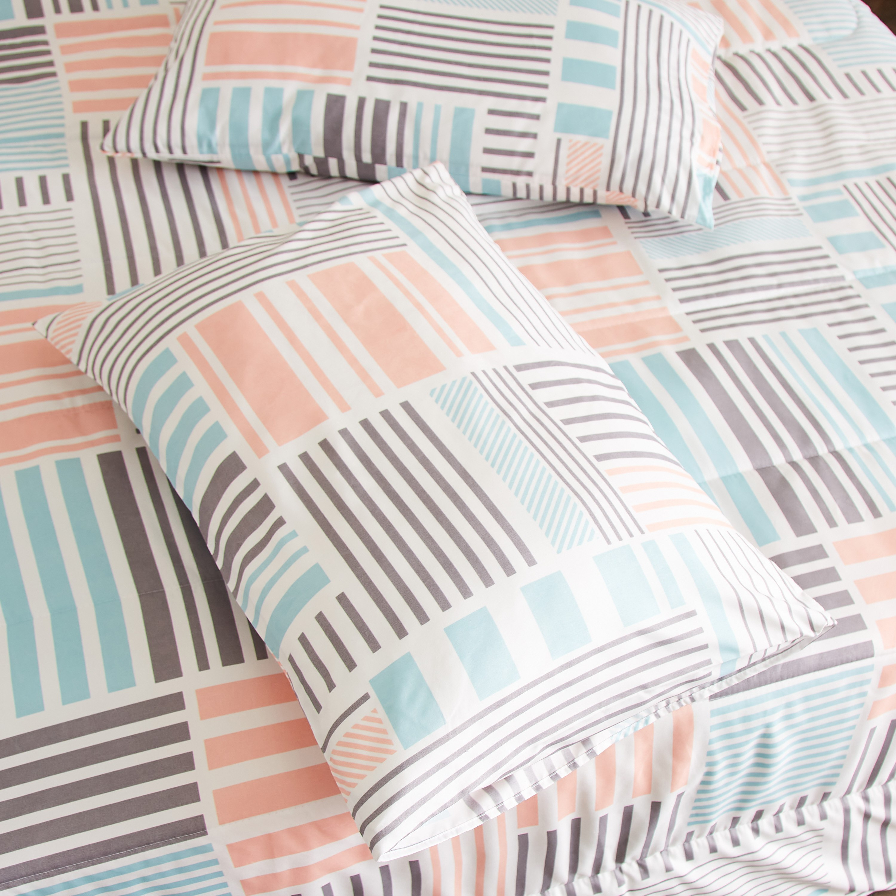 طقم لحاف كينج مايكروفايبر 3 قطع من أتلانتا جيو فركتلس - 220x240 سم-hbxhomeware-hbxdecorandfurnishings-image-5