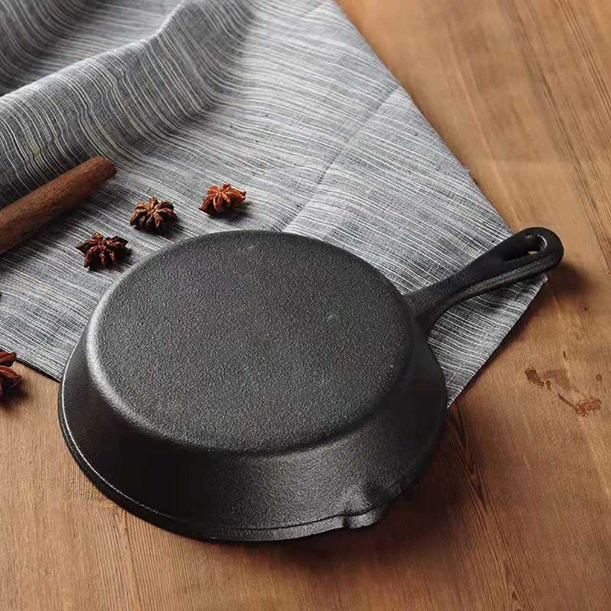 مقلاة تسخين من الحديد المصبوب من تريندي - 24x16.5x3 سم-hbxhomeware-hbxkitchen-image-5