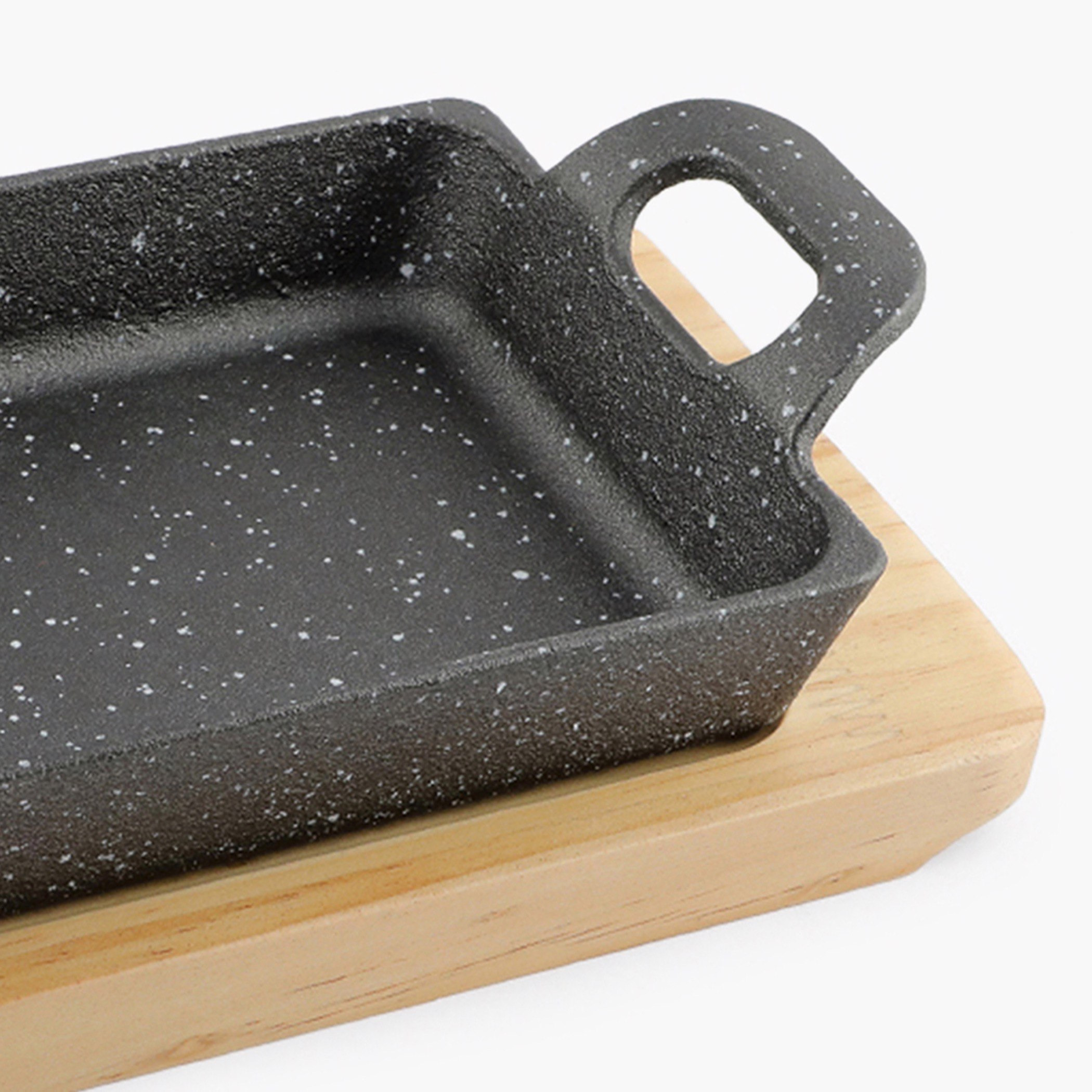 صحن تسخين مستطيل مسطح من الحديد المصبوب مع قاعدة من تريندي - 22x13x5 سم-hbxhomeware-hbxkitchen-image-3