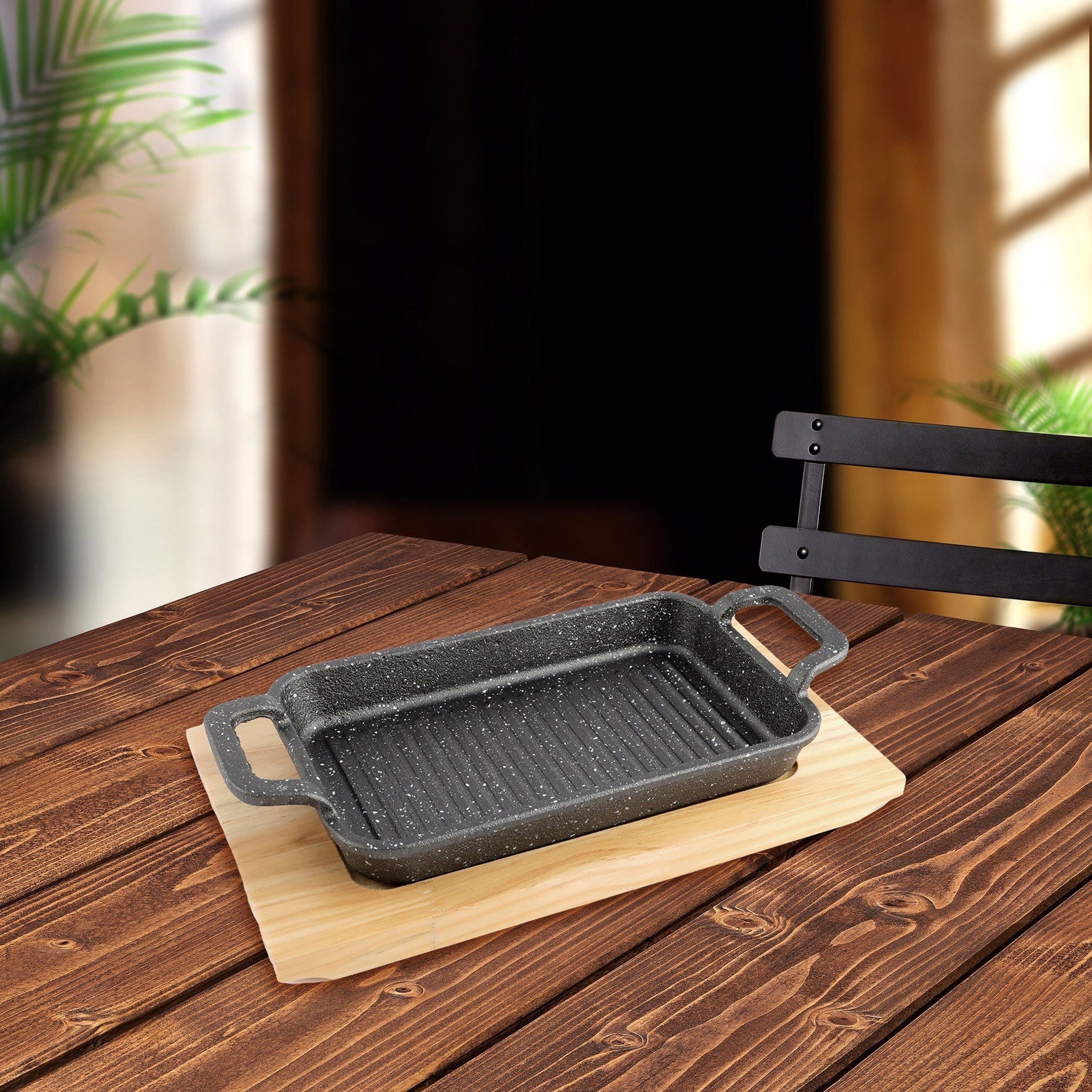 صحن تسخين مستطيل مسطح من الحديد المصبوب مع قاعدة من تريندي - 27x15x5 سم-hbxhomeware-hbxkitchen-image-1