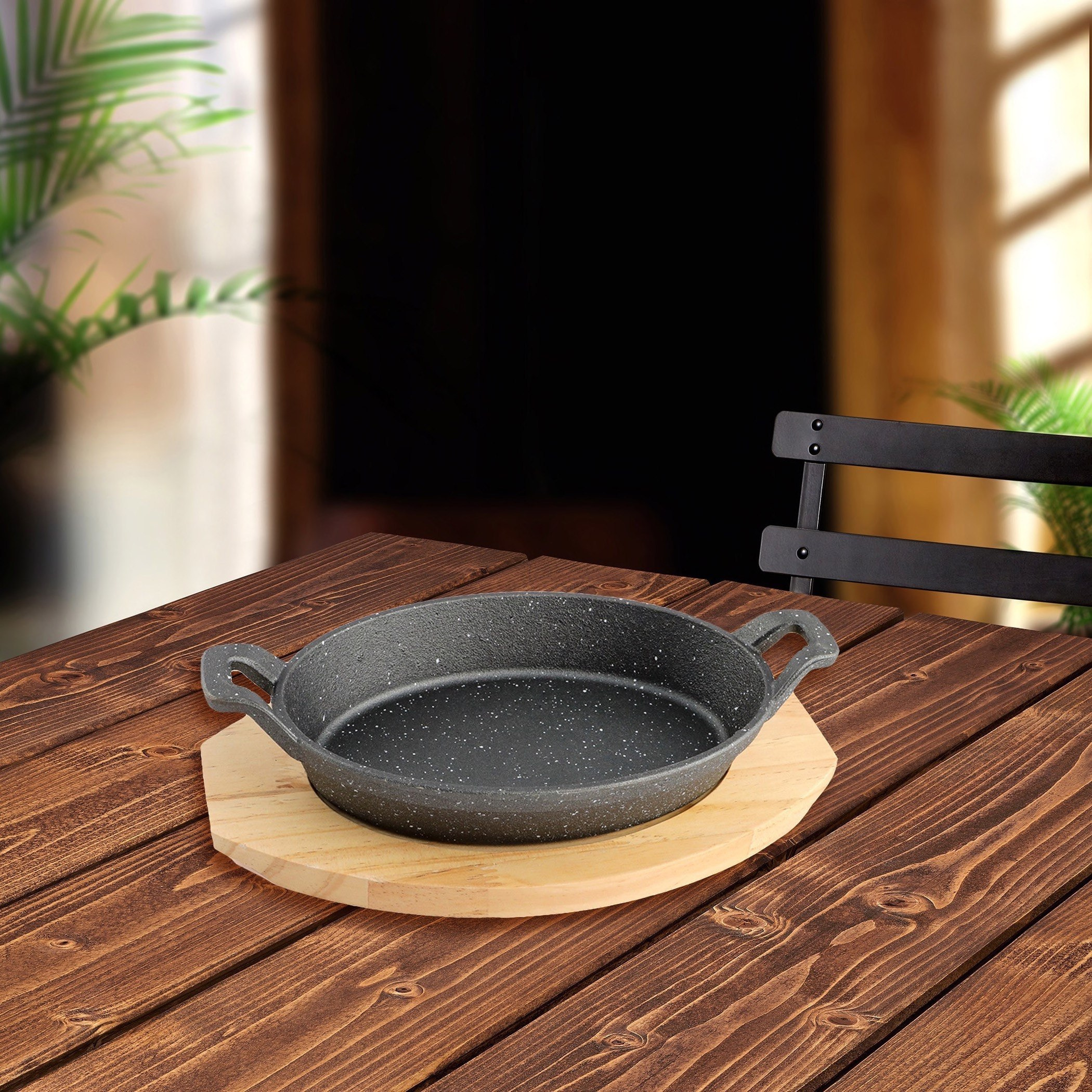 Trendy Cast Iron Oval Sizzling Plate with Base - 31x19.5x7 cm-hbxhomeware-hbxkitchen-image-1