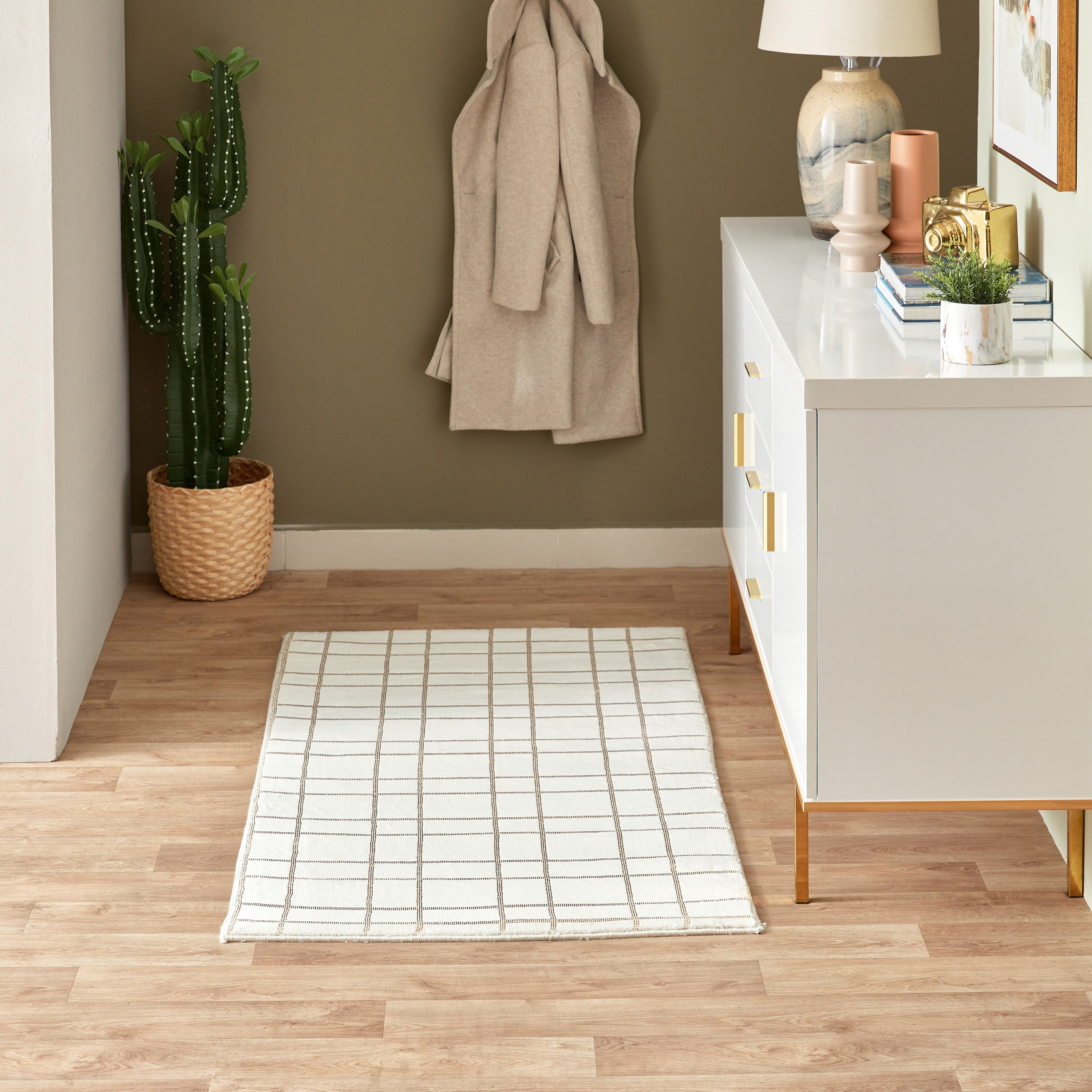 سجادة بطبعات فويل من فارس - 80x150 سم-hbxdecorandfurnishings-floorcoverings-rugs-image-1