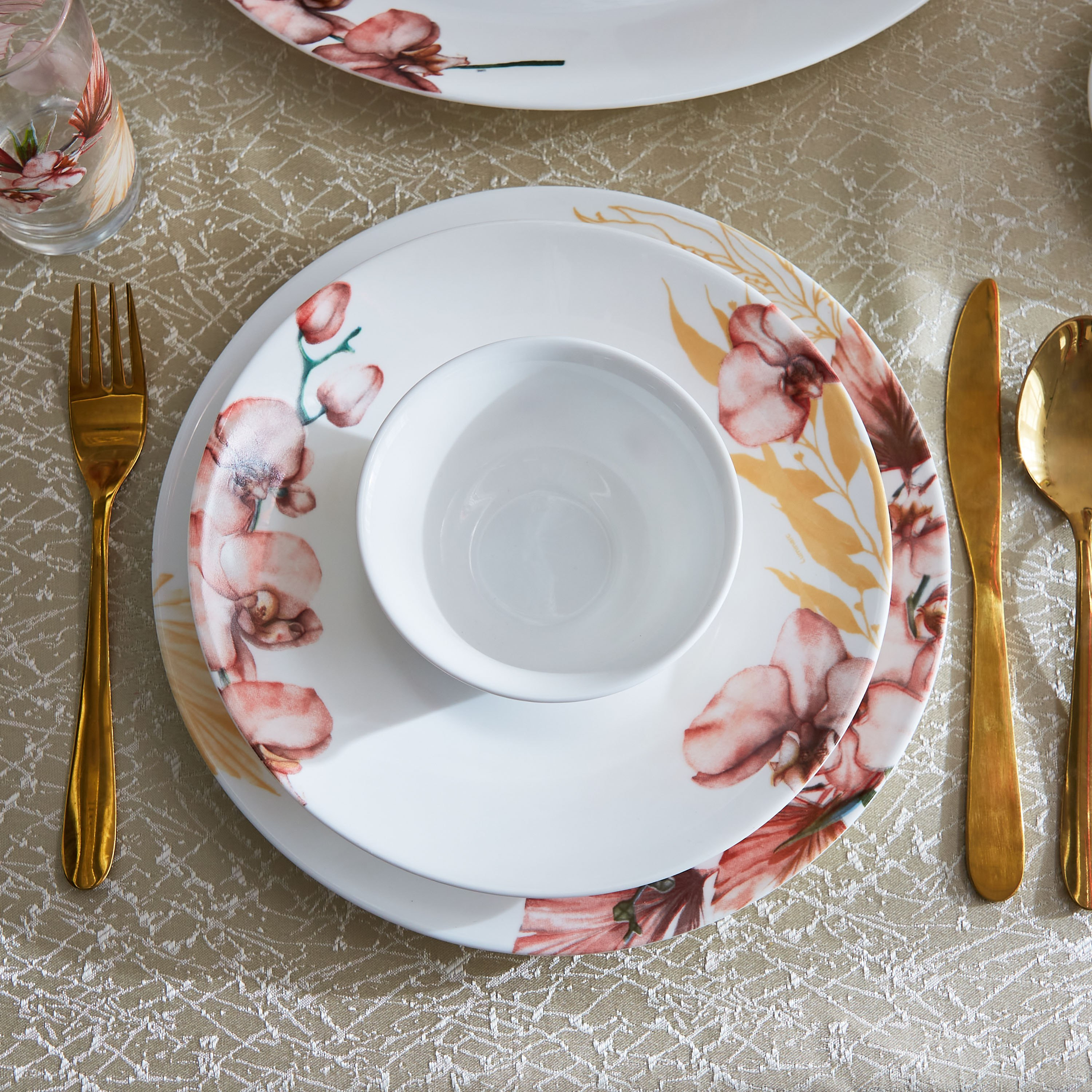 طقم عشاء من لومينارك أوبال وير إيسنس فلوروزا - 46 قطعة-hbxhomeware-hbxkitchen-image-2