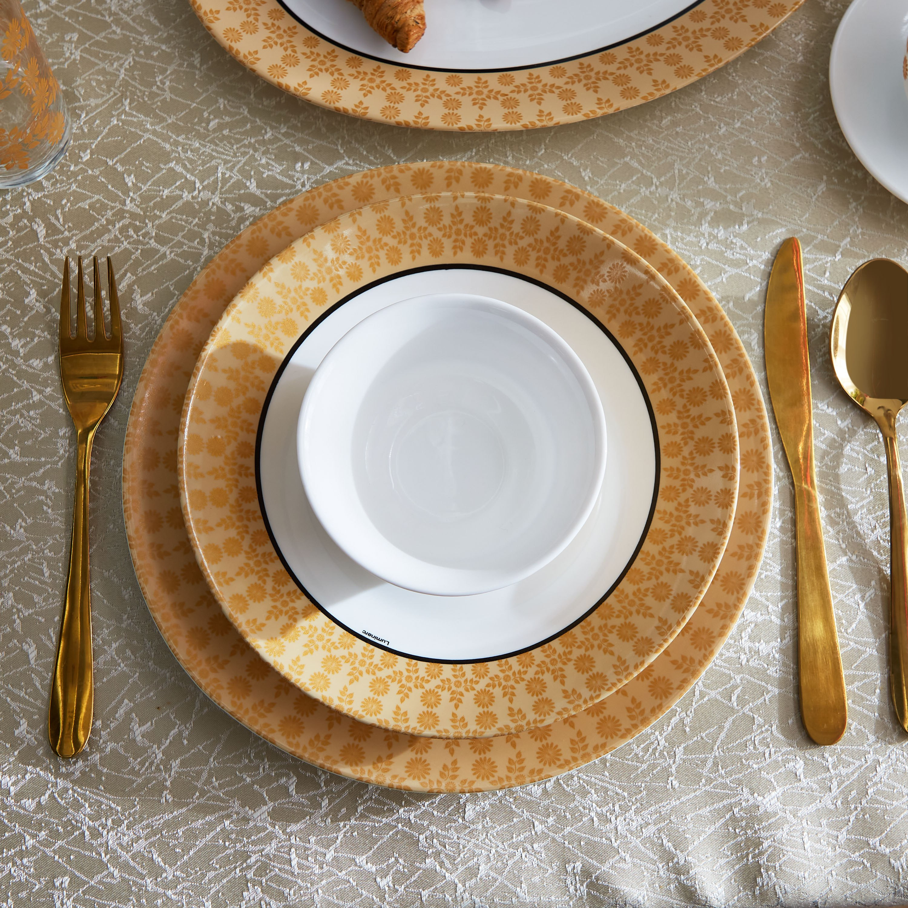 طقم عشاء من لومينارك أوبال وير إيسنس فيستيفيت - 46 قطعة-hbxhomeware-hbxkitchen-image-2